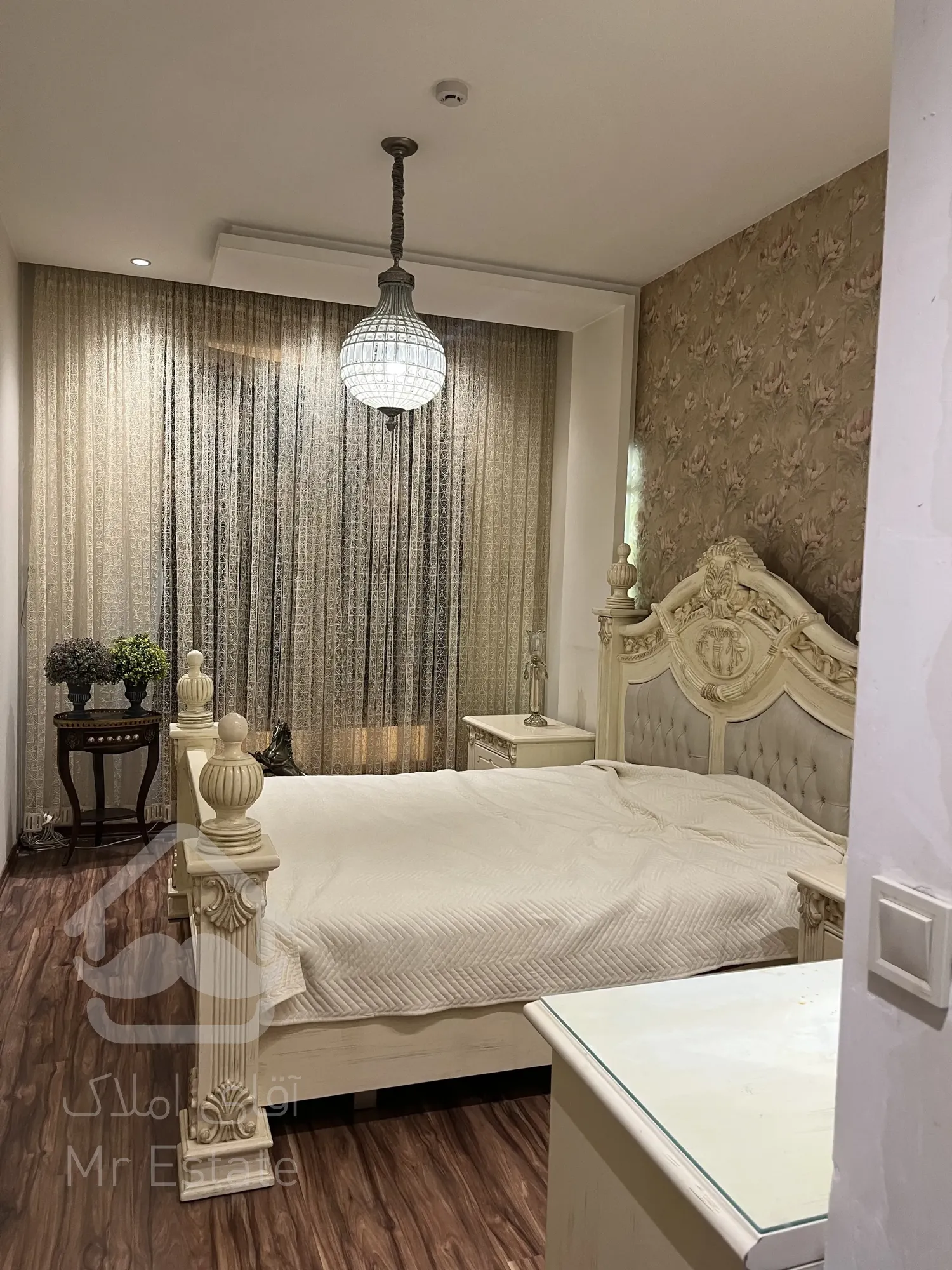 اجاره واحد مبله تاپ لوکیشن