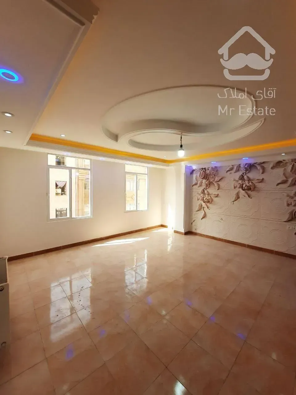 ۷۱متر/سالن پرده خور/فول/سند تکبرگ