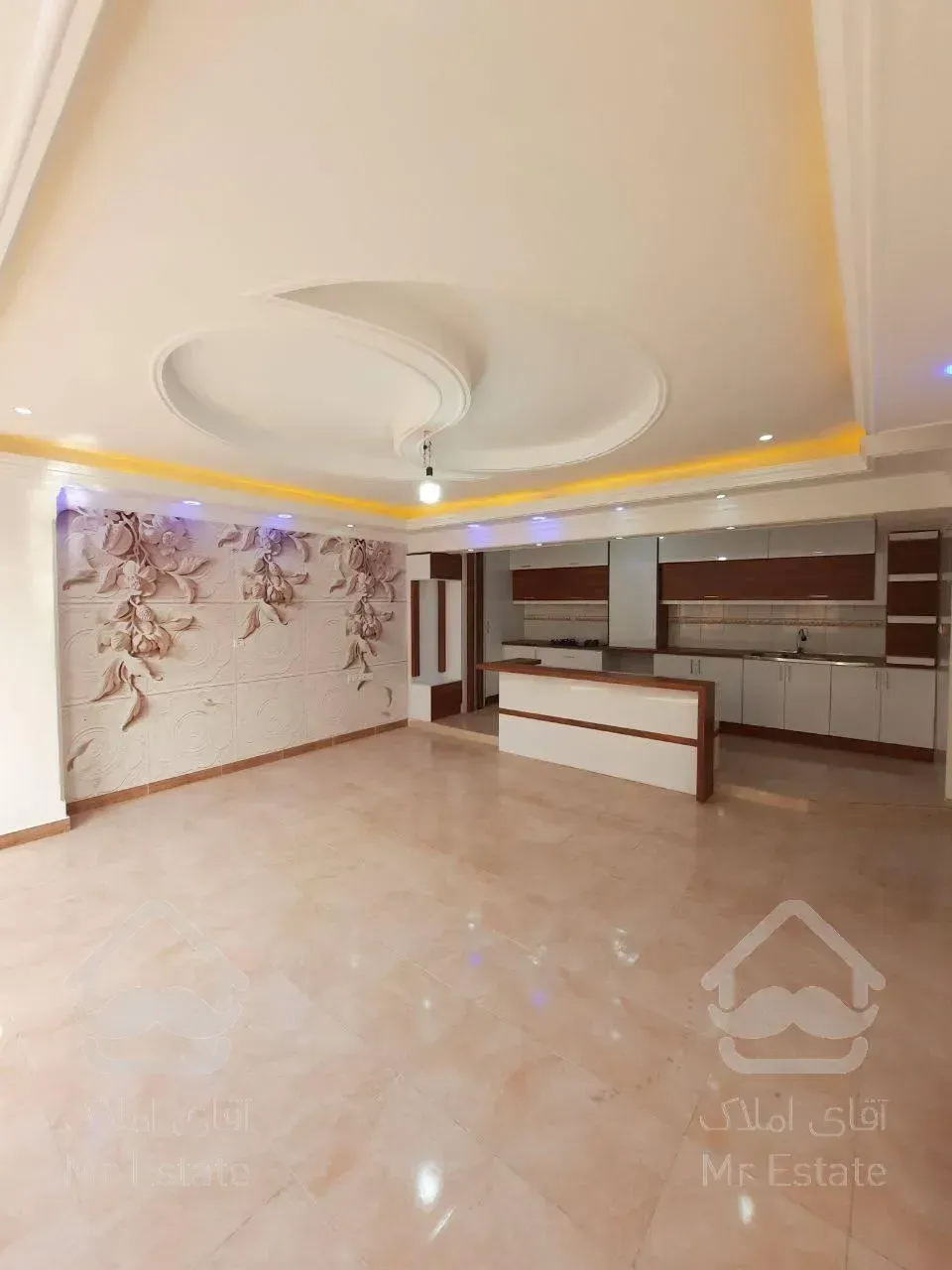 ۷۱متر/سالن پرده خور/فول/سند تکبرگ