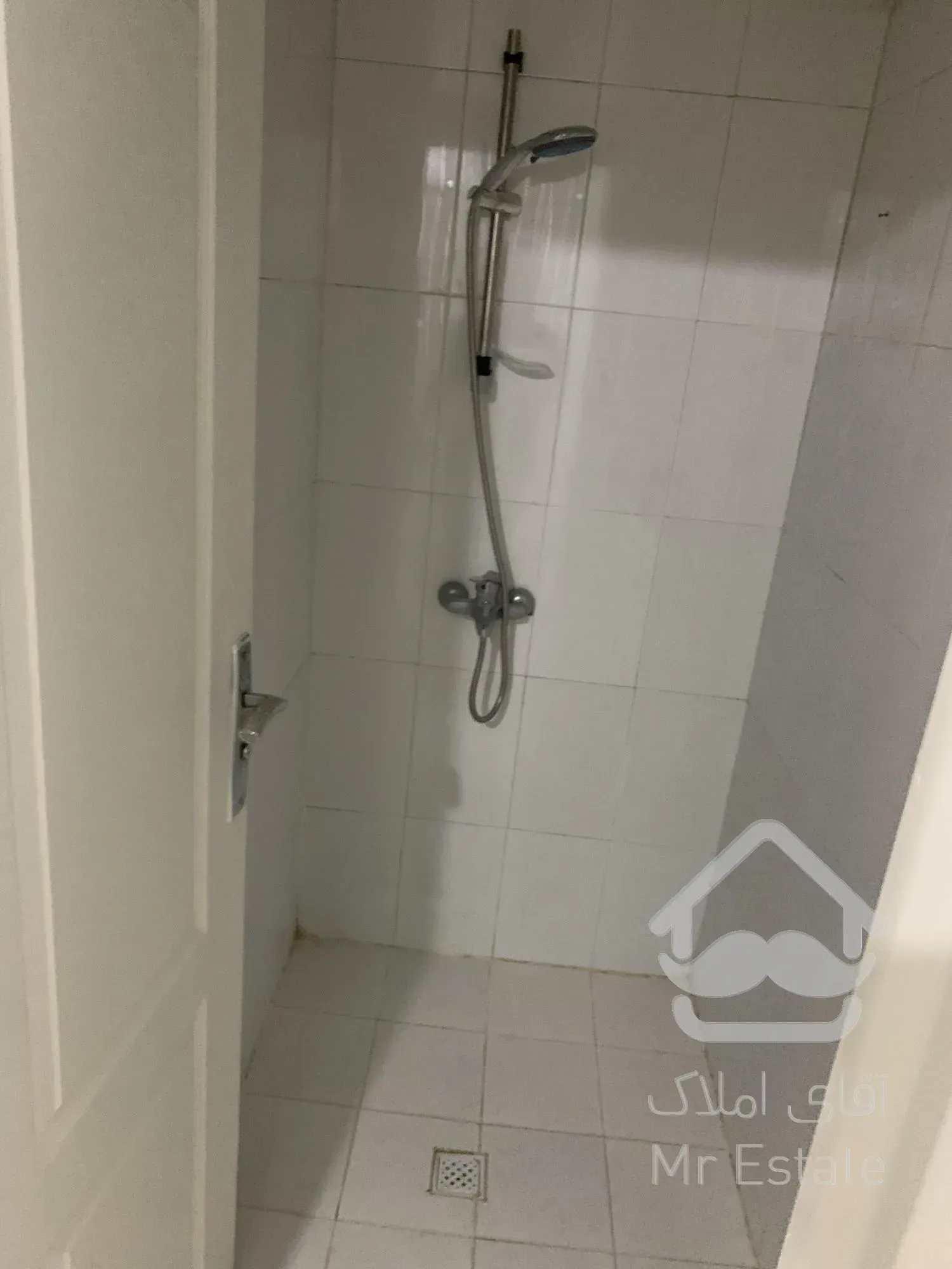 آپارتمان ۵۲ متر خ کمیل