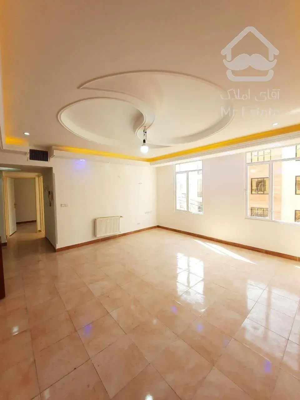 ۷۱متر/سالن پرده خور/فول/سند تکبرگ