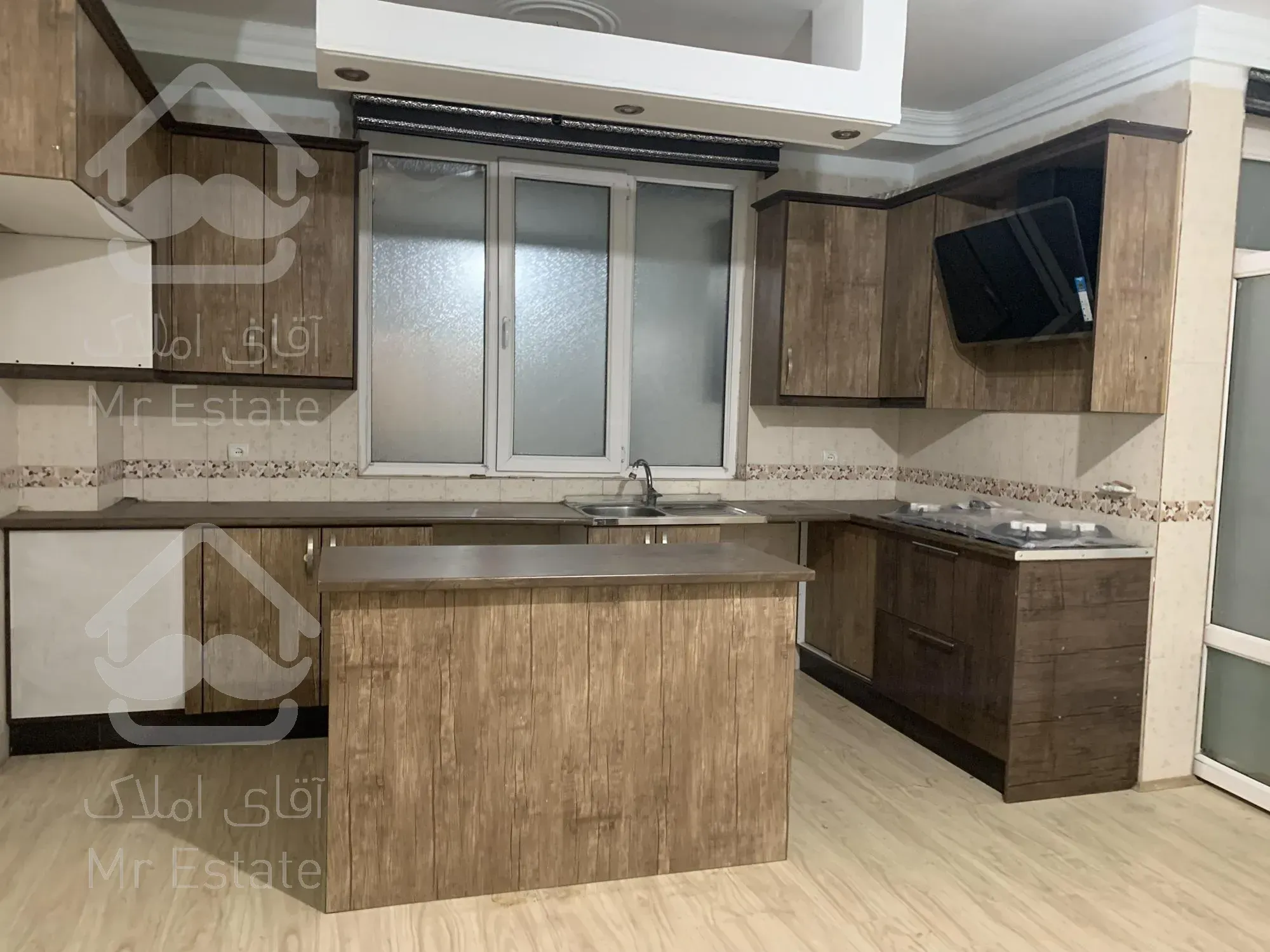 آپارتمان ۵۲ متر خ کمیل