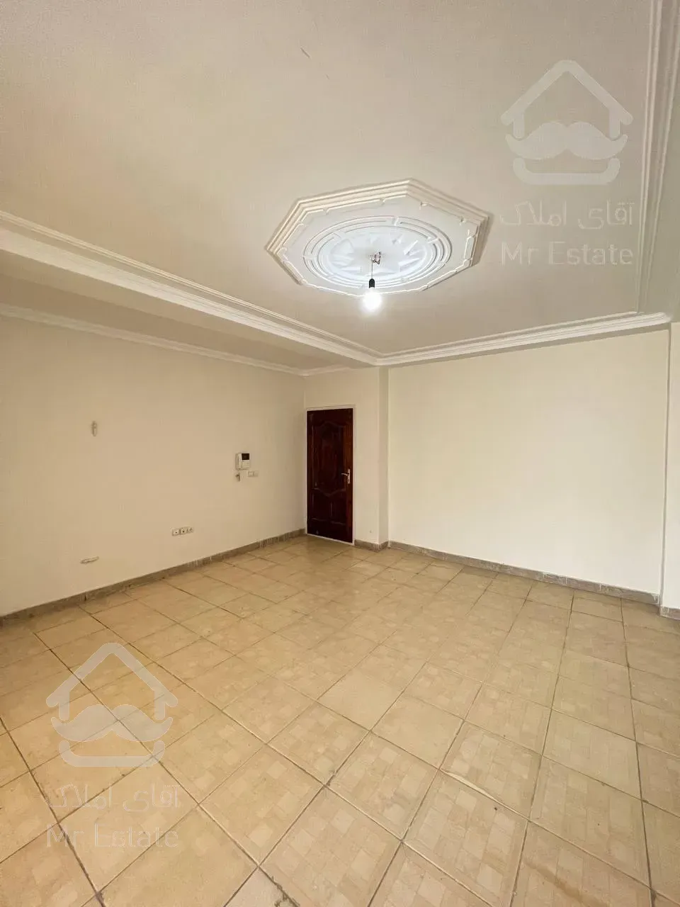 ۵۹متر/غرق نور/سند تکبرگ/پارکینگ سندی