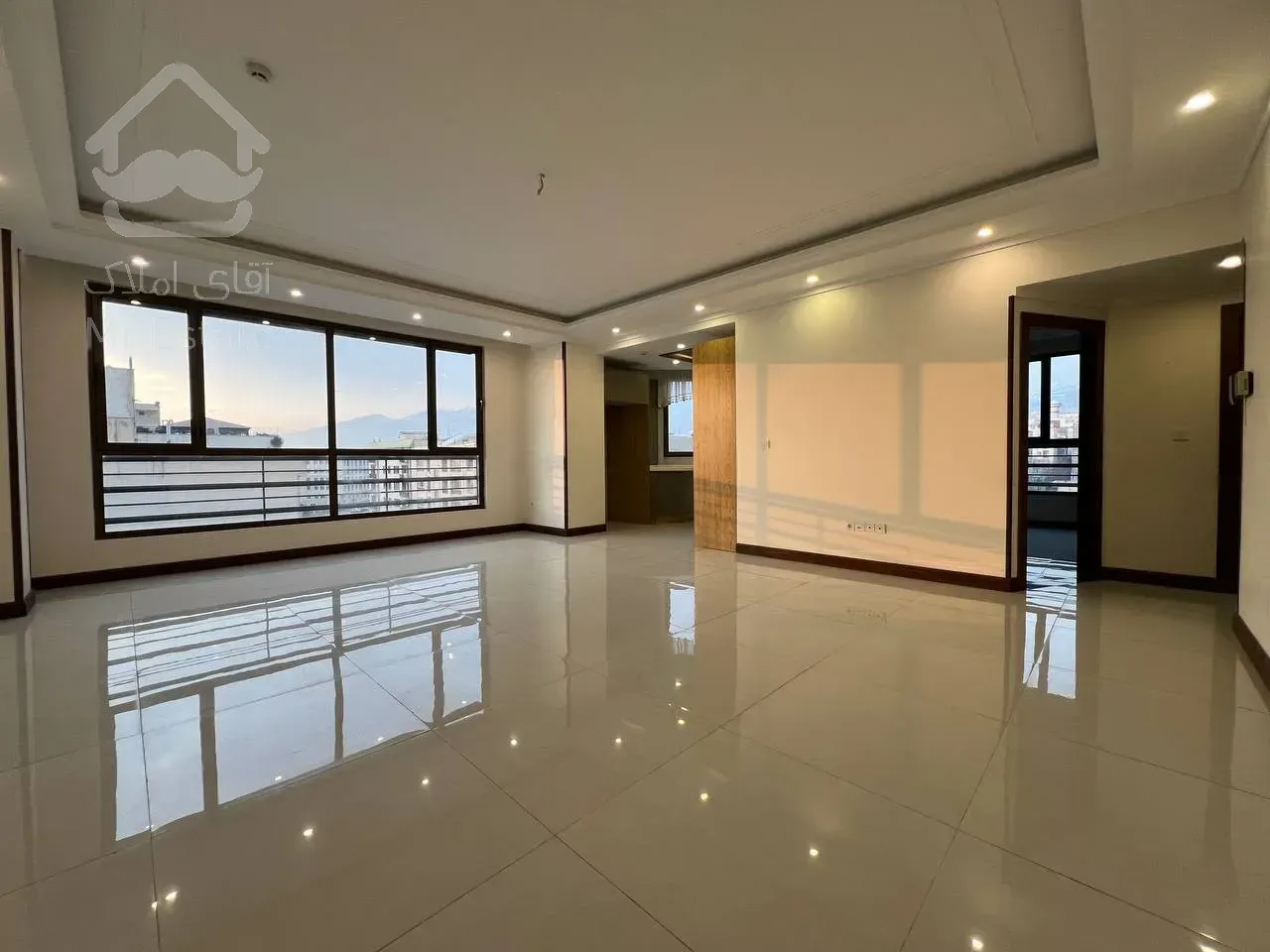 فروش آپارتمان ۱۰۰ متری ۲ خوابه فول امکانات در شهرک نفت