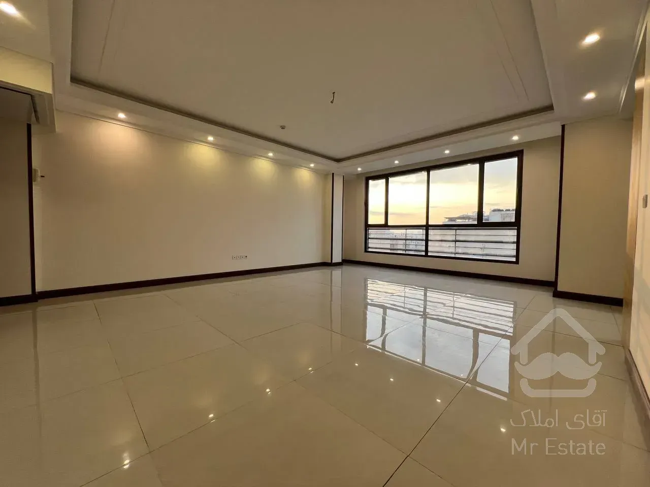 فروش آپارتمان ۱۰۰ متری ۲ خوابه نما تراورتن در جنت آباد شمالی