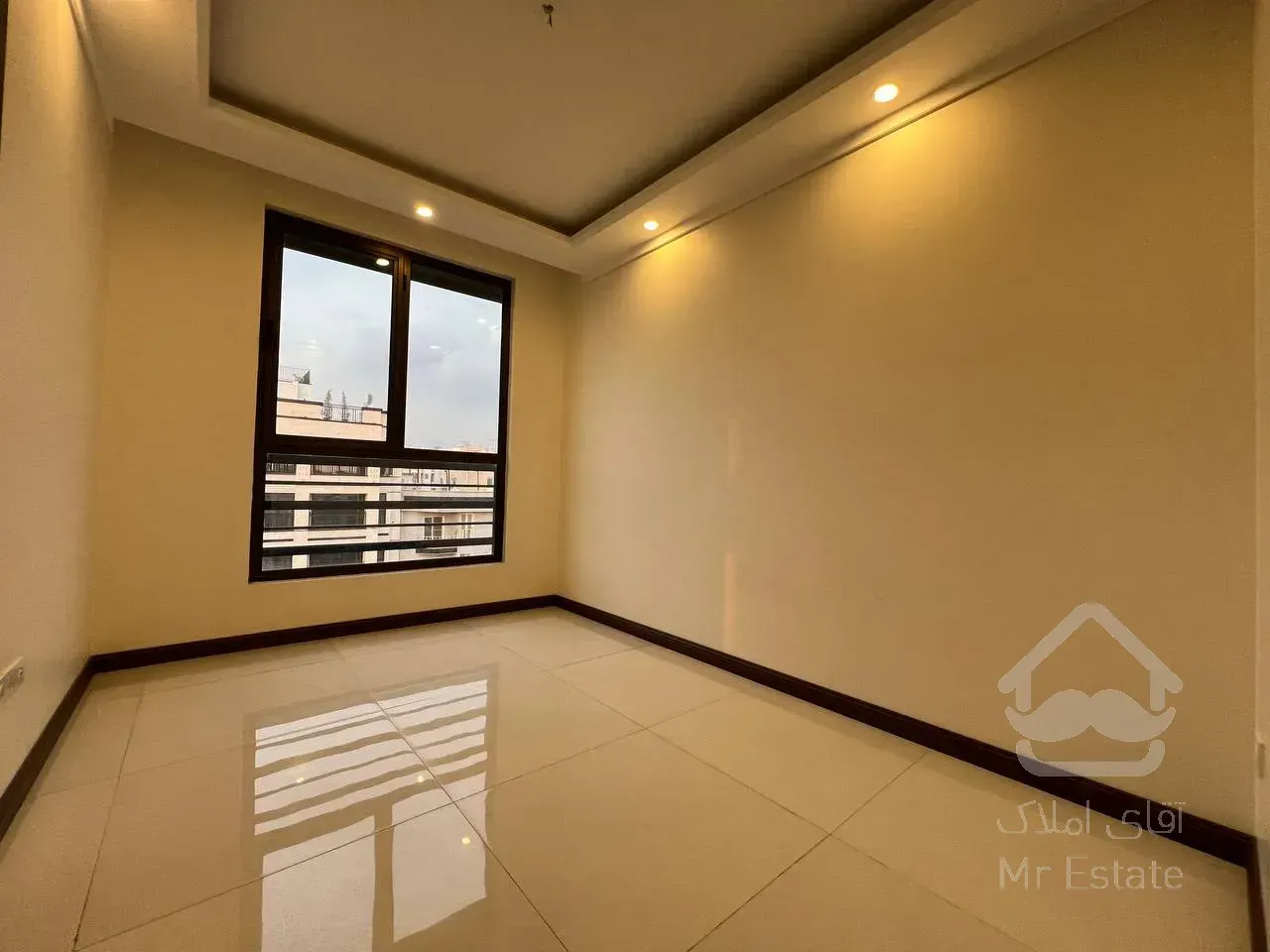 فروش آپارتمان ۱۰۰ متری ۲ خوابه فول امکانات در بهار شمالی