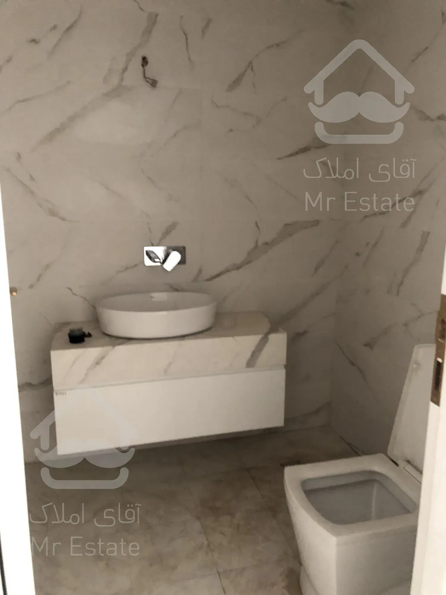 فرمانیه ۲۴۰ متر ۴ خوابه