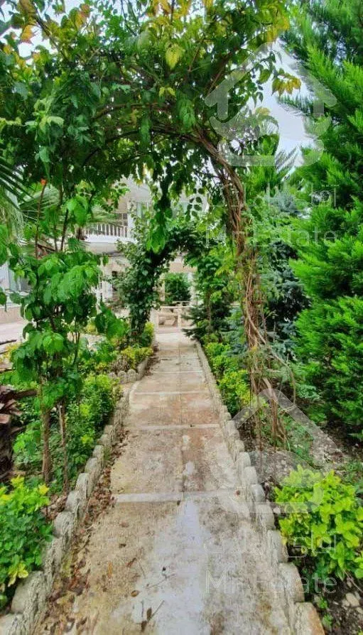 ویلا باغ لاکچری در چلک