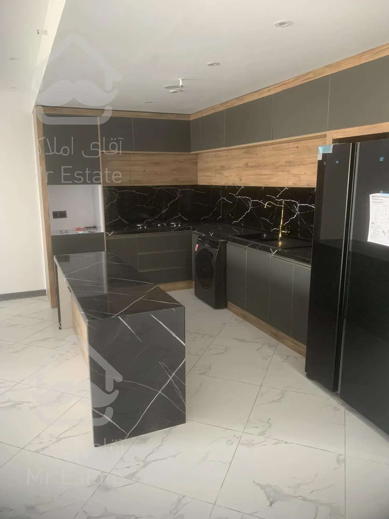 دوخواب132متر برج فروردین صدف ستاره کیش