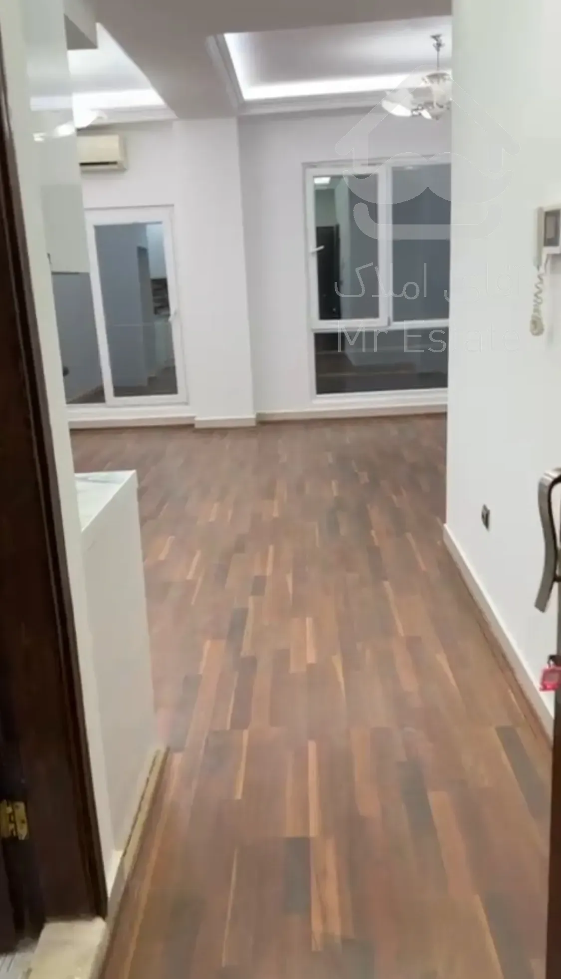 فروش آپارتمان یکخواب ۵۸متری روبنما نوبنیاد۳