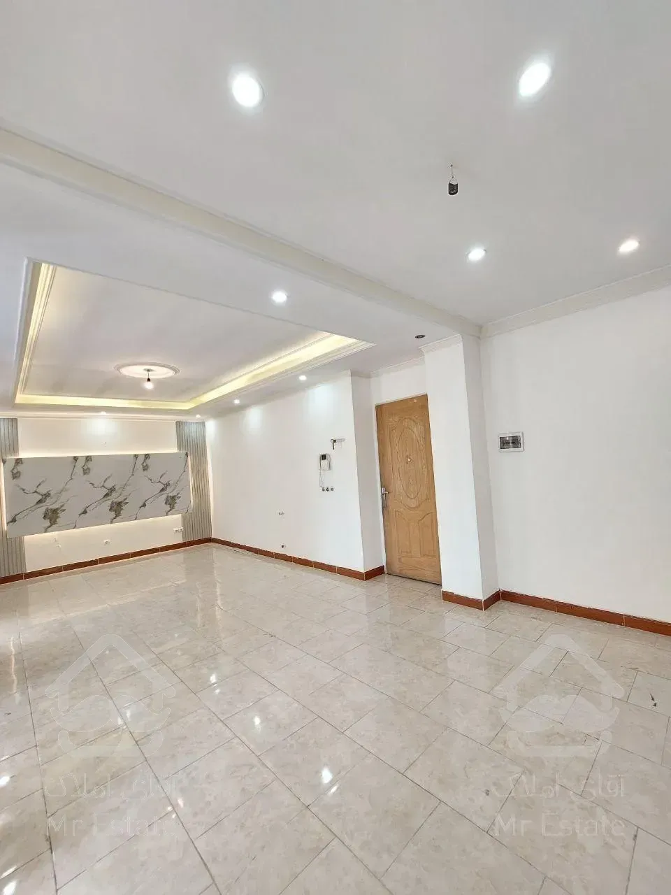 ۶۵متر/دوخواب/پارکینگ‌سندی/سند تکبرگ