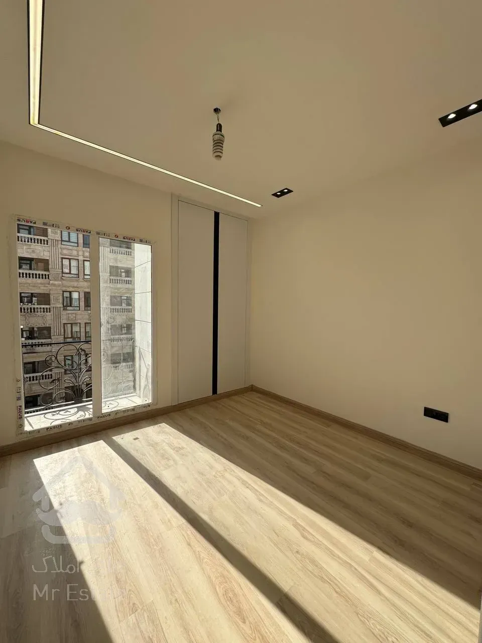 رهن و اجاره آپارتمان ۸۰ متری ۲ خوابه فول امکانات در اباذر