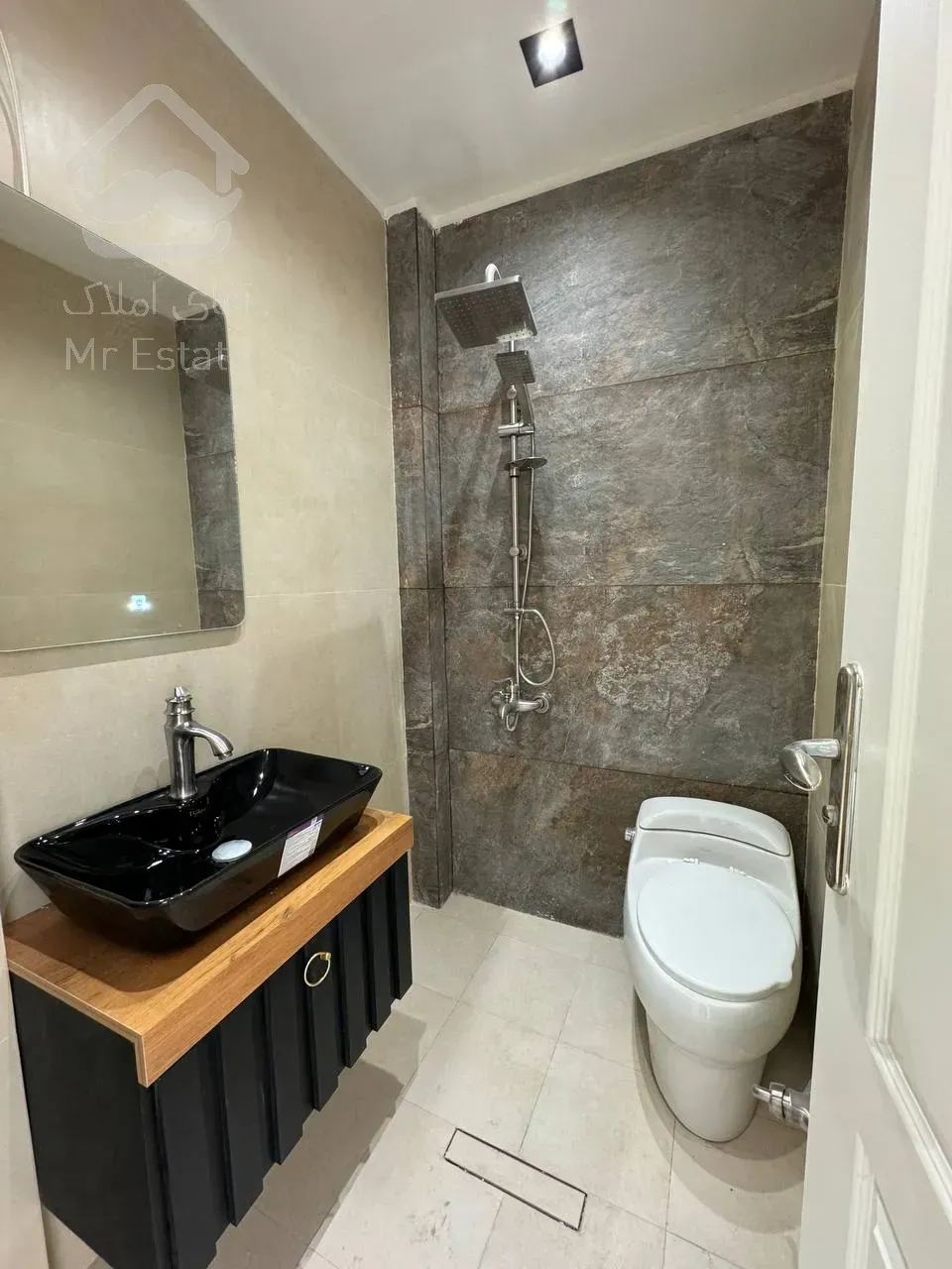 رهن و اجاره آپارتمان ۸۰ متری ۲ خوابه فول امکانات در اباذر