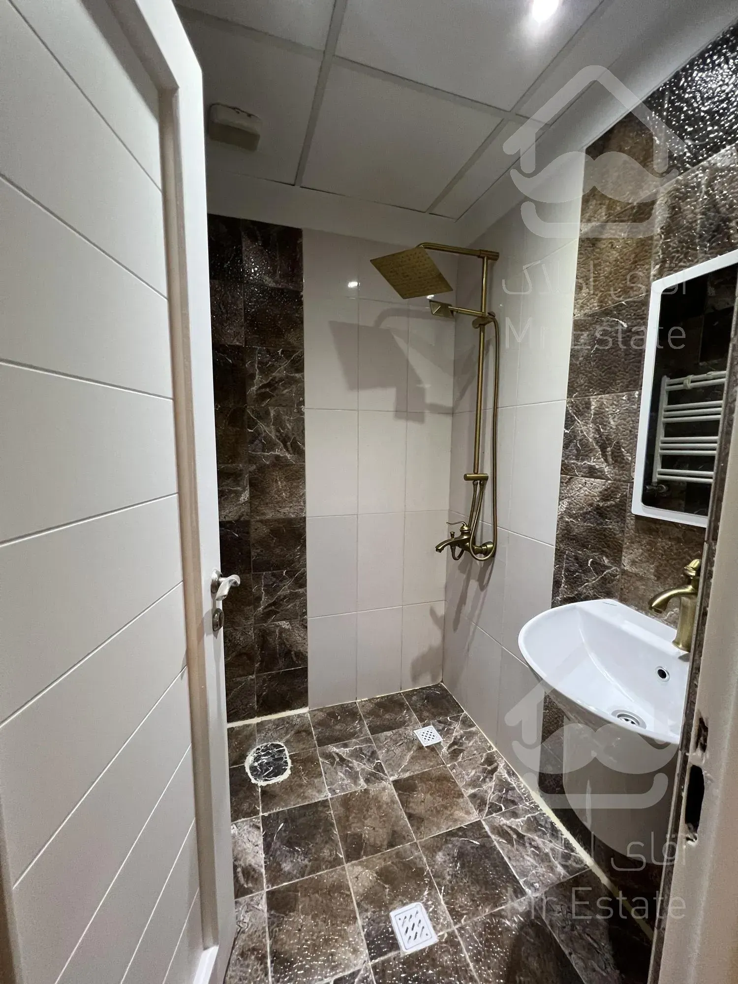 سعادت اباد سازه برند