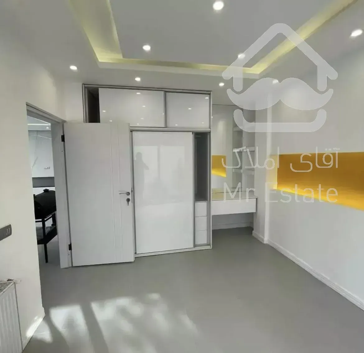 ویلا باغ ۱۳۰۰متر /تریبلکس/ نور