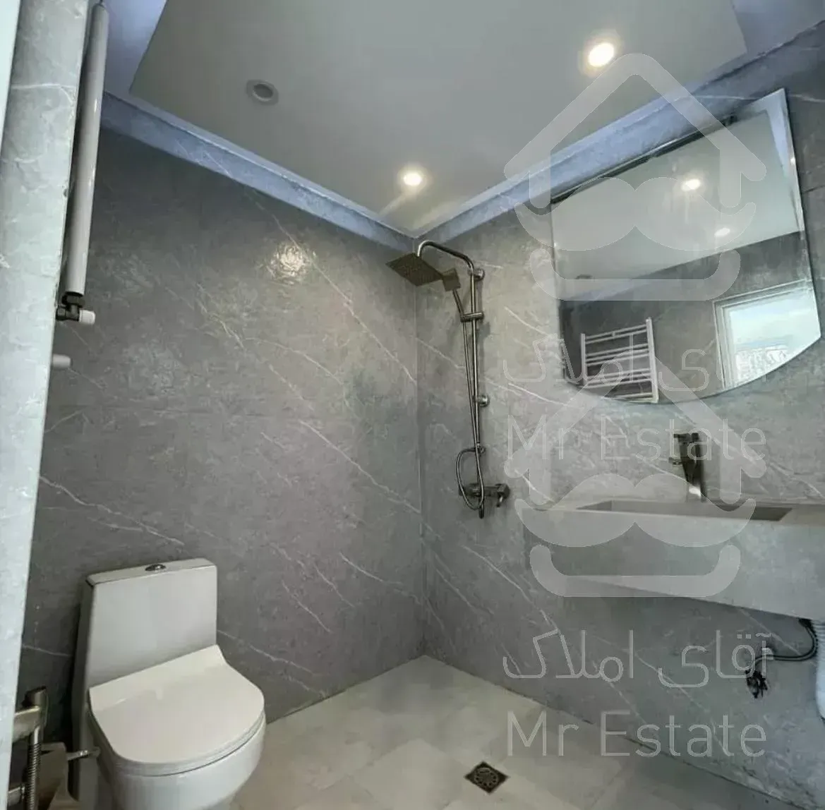 ویلا باغ ۱۳۰۰متر /تریبلکس/ نور