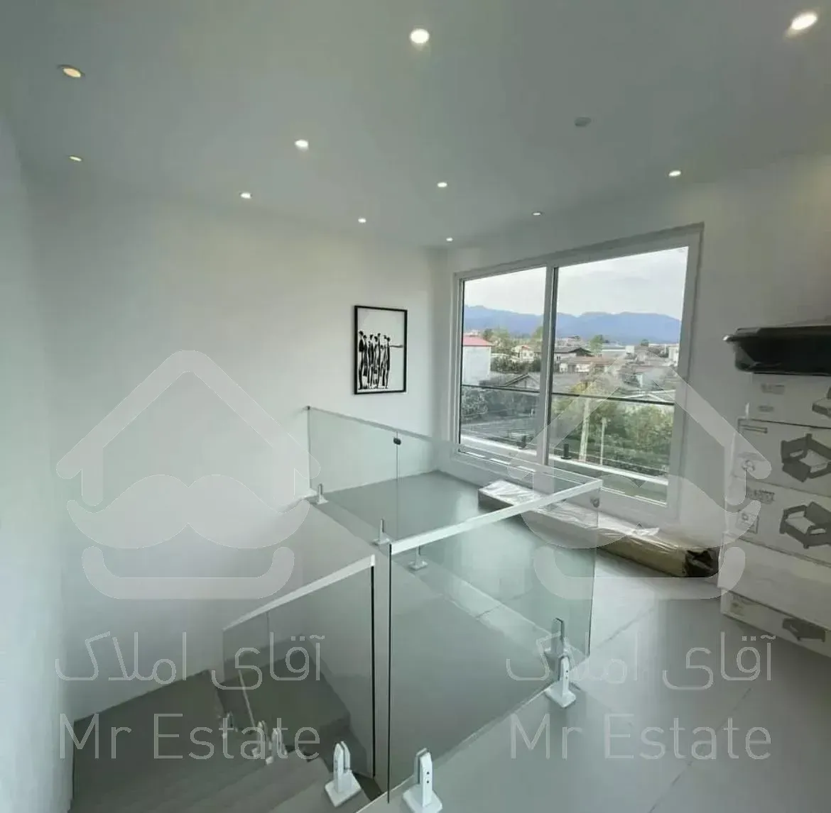 ویلا باغ ۱۳۰۰متر /تریبلکس/ نور