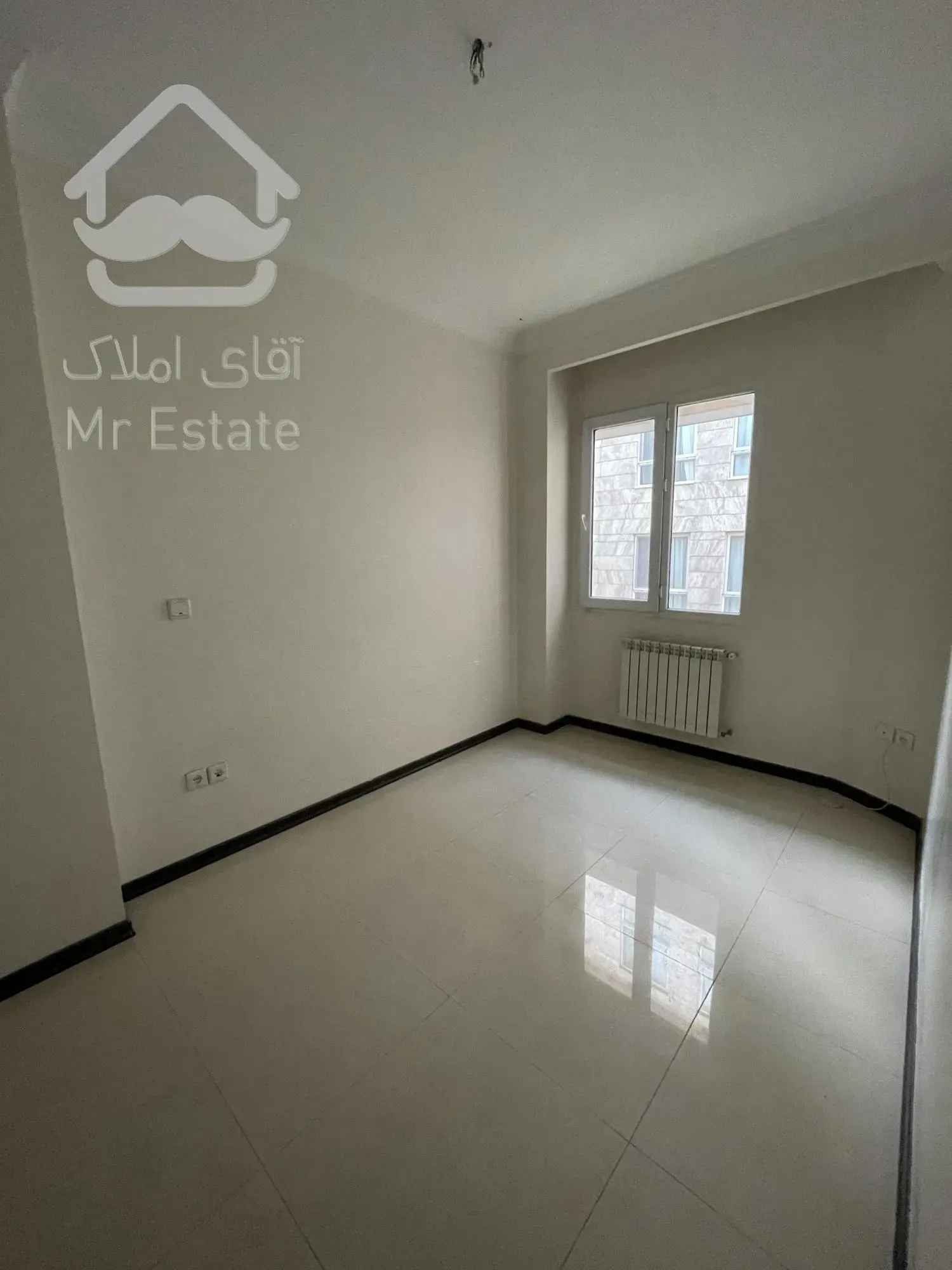 ۱۰۲ متر ۲ خواب با امکانات در فرعی مشجر ظفر