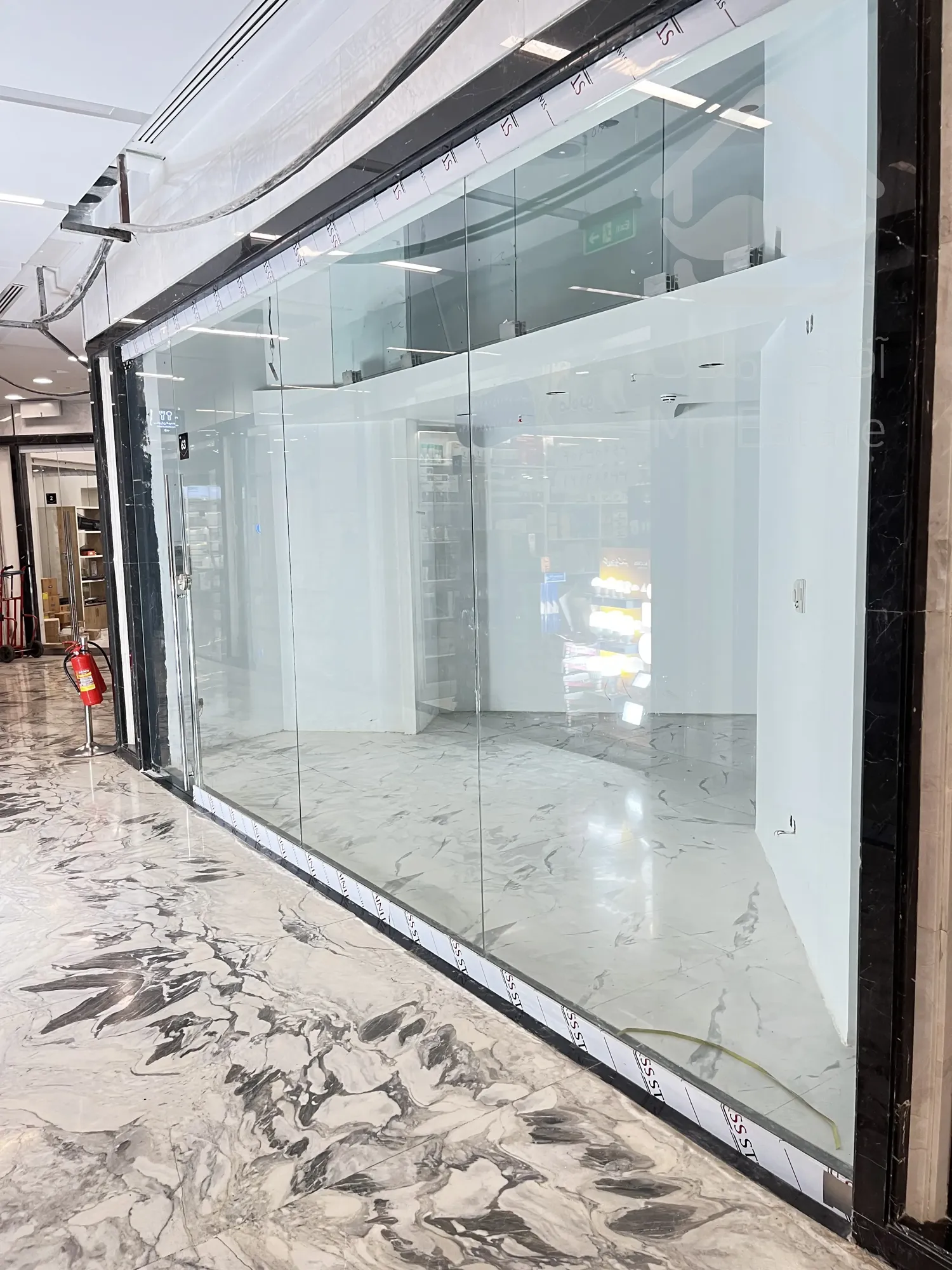 فروش ۲۸ متر مغازه پاساژ فراز لاله زار