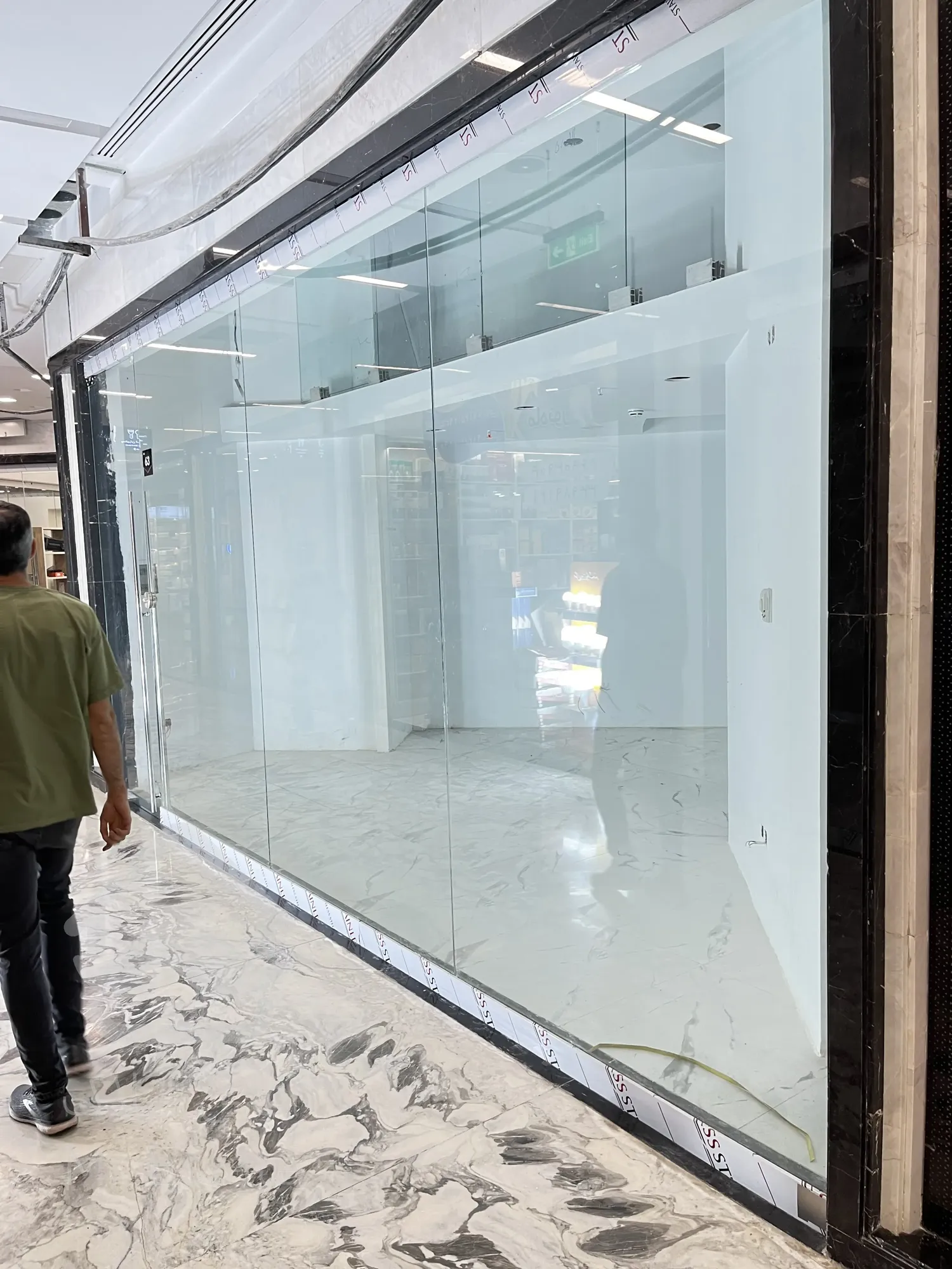 فروش ۲۸ متر مغازه پاساژ فراز لاله زار