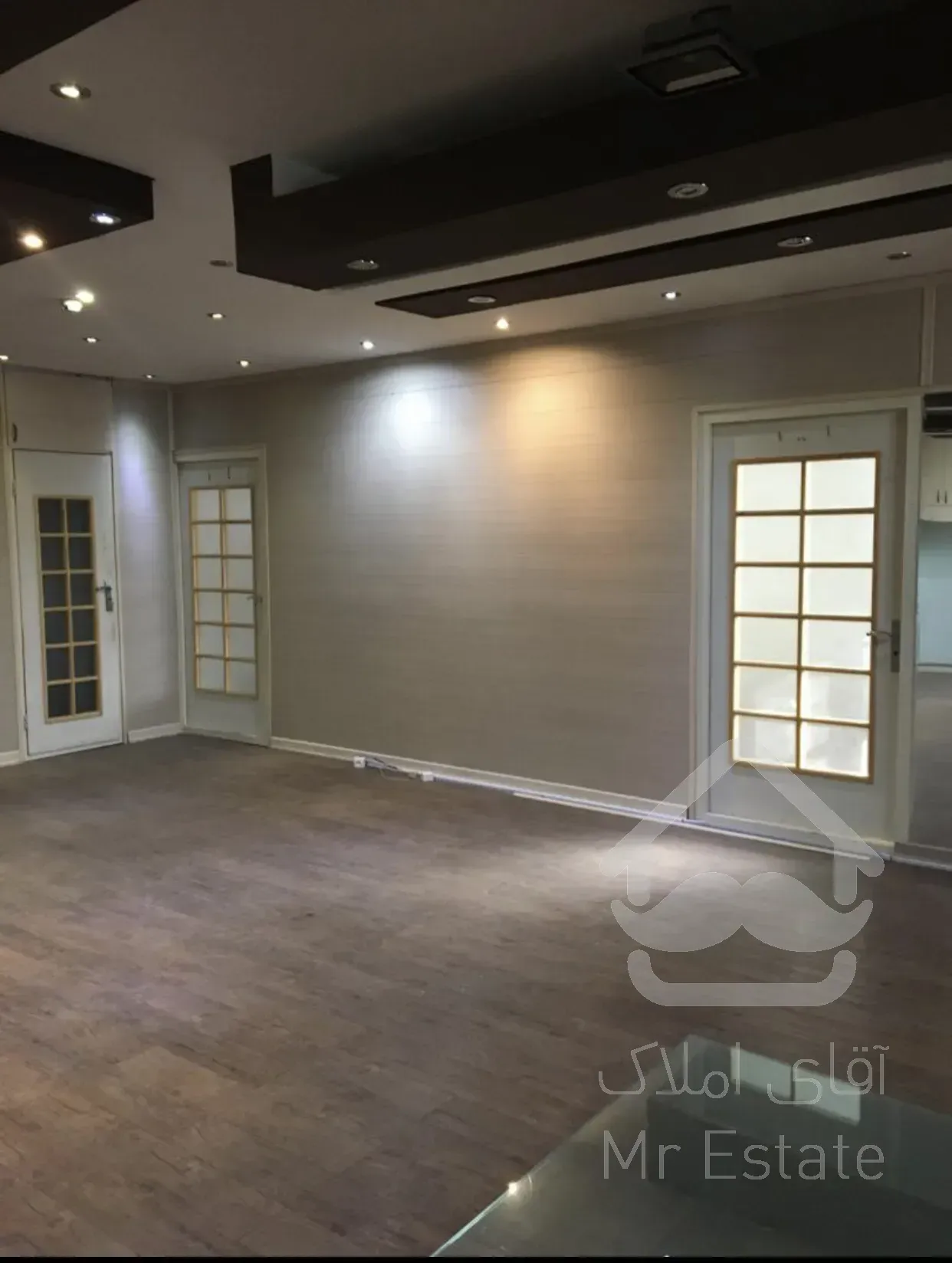 ۱۱۰متر سند اداری