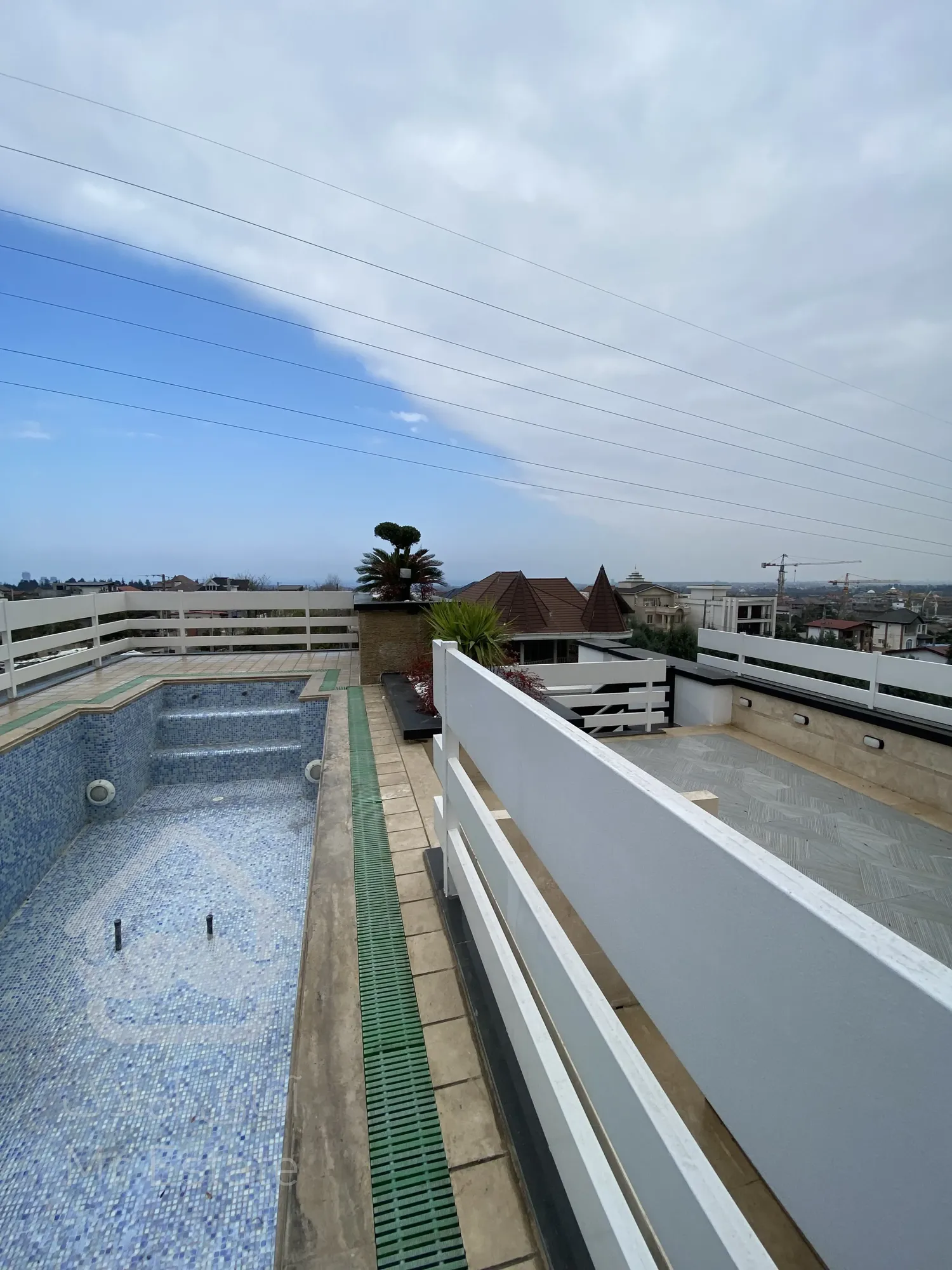 فروش ویلا مدرن شهرکی / متل قو