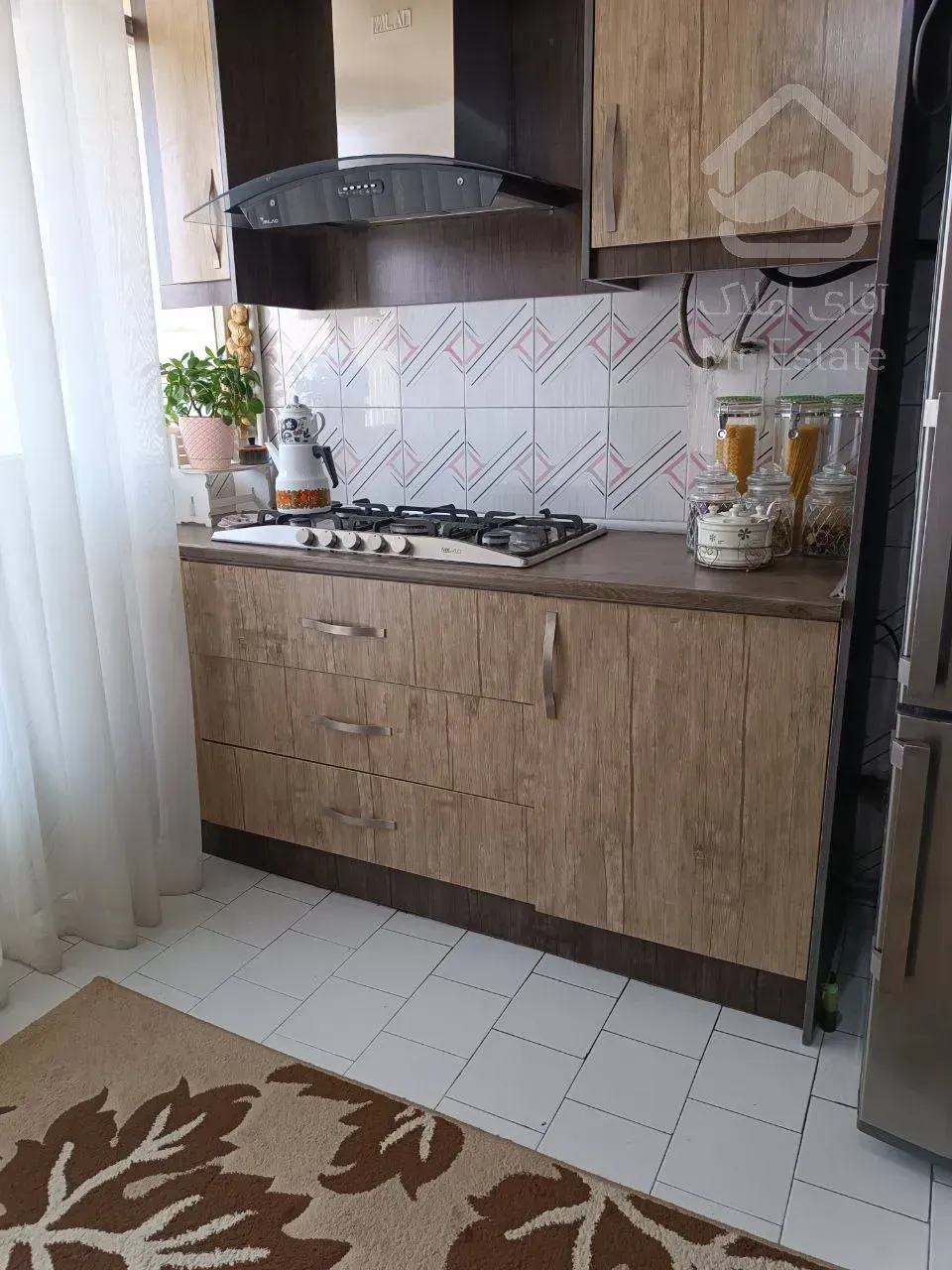 69 متر یک خوابه با پارکینگ و انباری