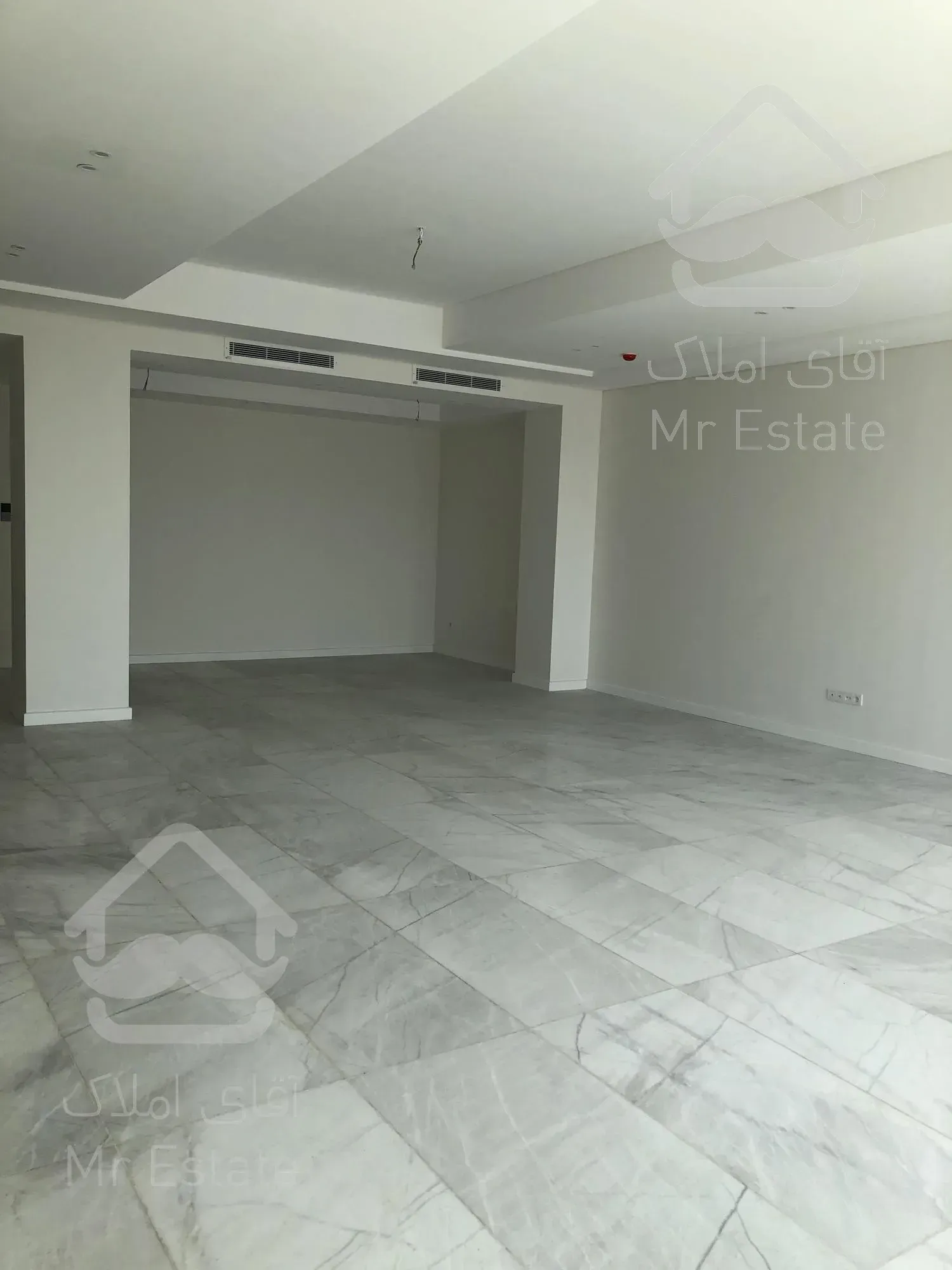 شمال جردن«۲۵۰ متر،۳خواب مستر»۳پارکینگ سندی