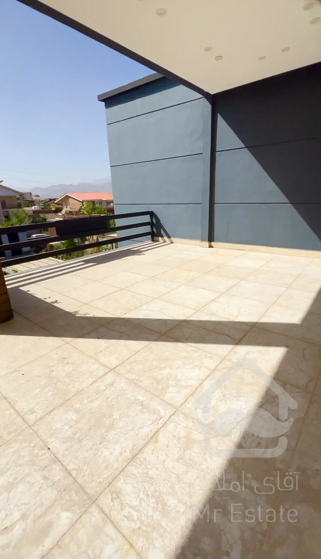 ویلا مدرن ۵۰۰ متری آبسرد