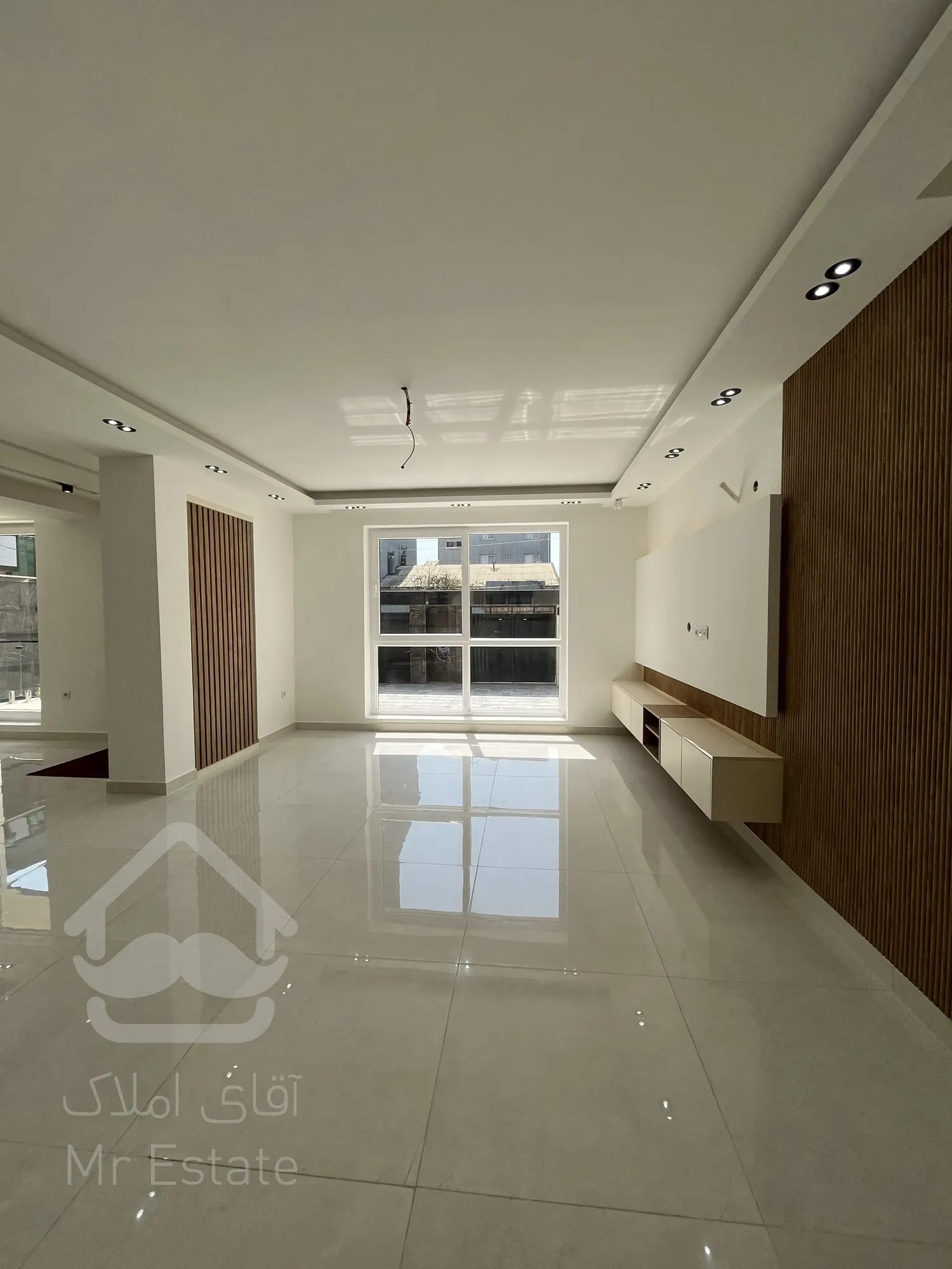 فروش ویلای ۳۰۰ متری دوبلکس ساحل قو