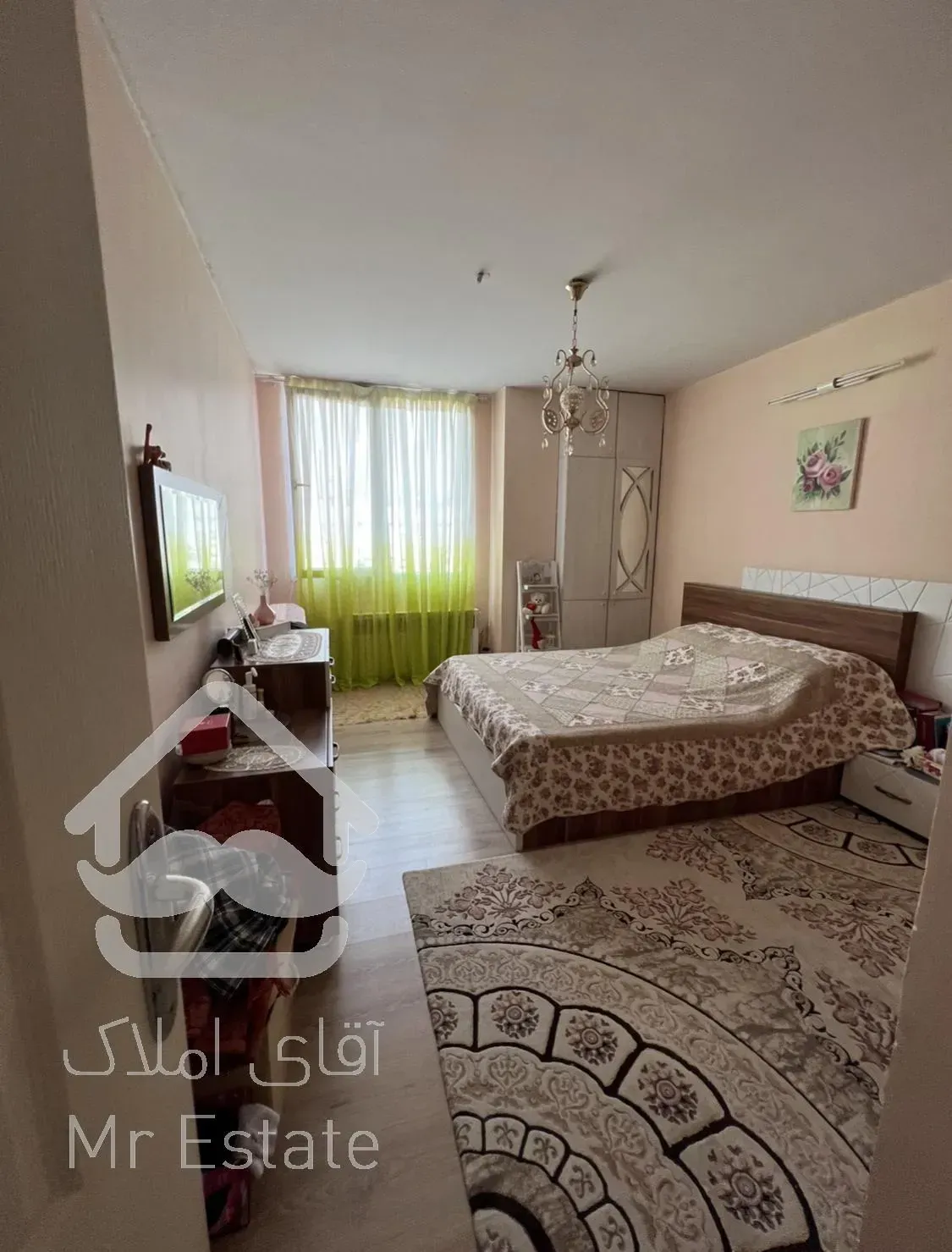 97متری در شهرک راه اهن