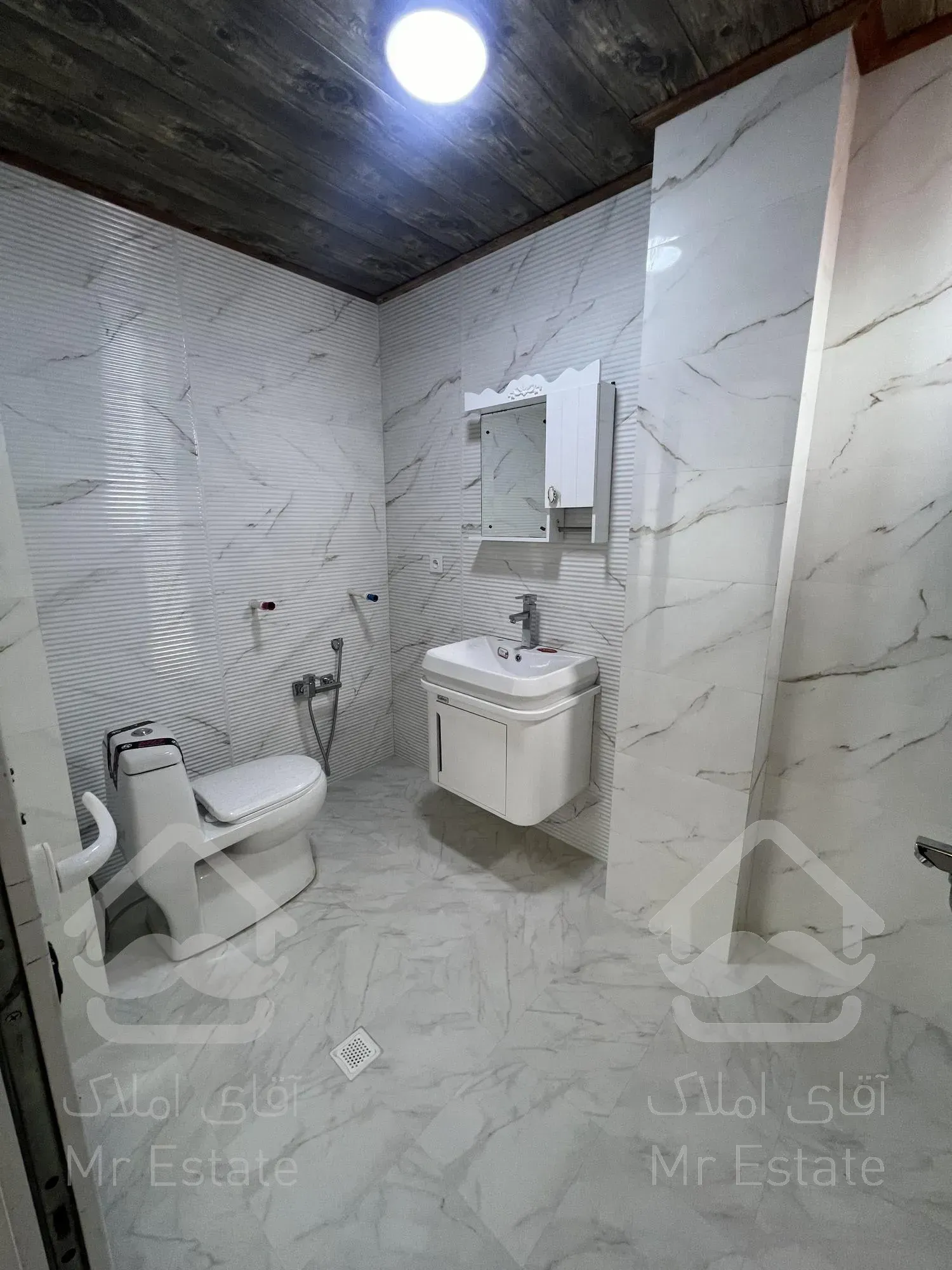 ویلای شهرکی عالی