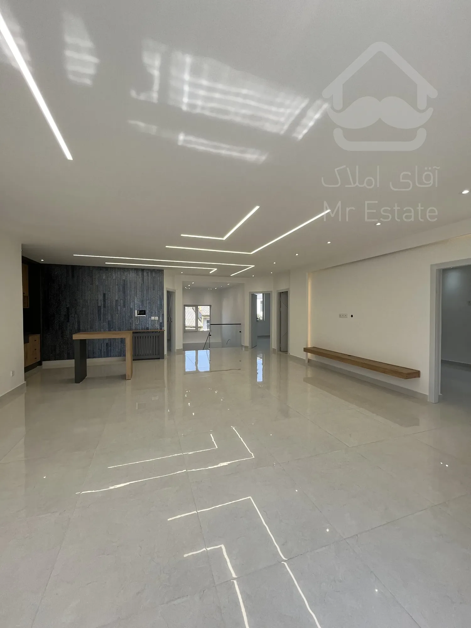 فروش ویلای ۳۰۰ متری دوبلکس ساحل قو