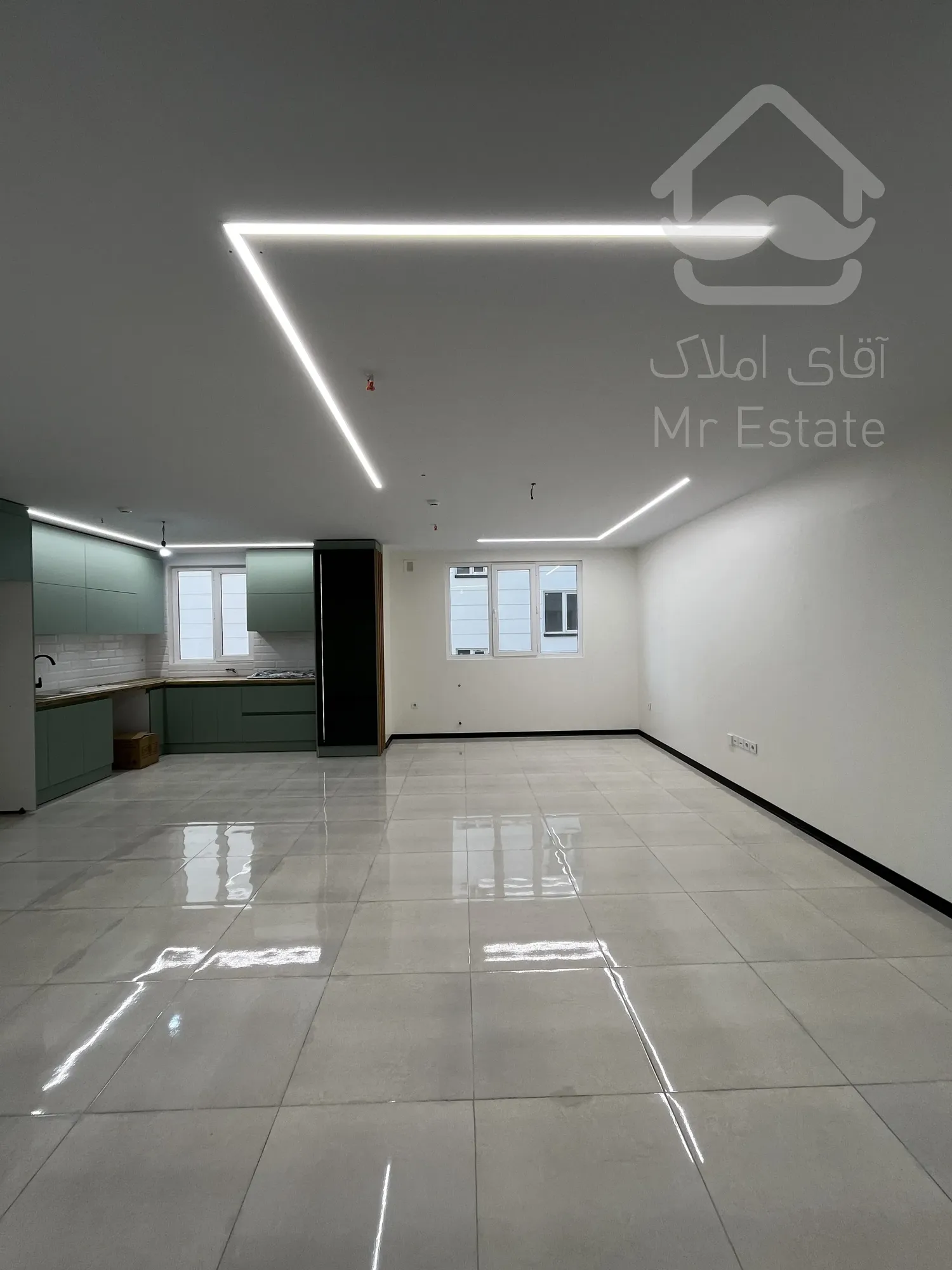 ۹۰متر آپارتمان نوساز در اندیشه فاز۳