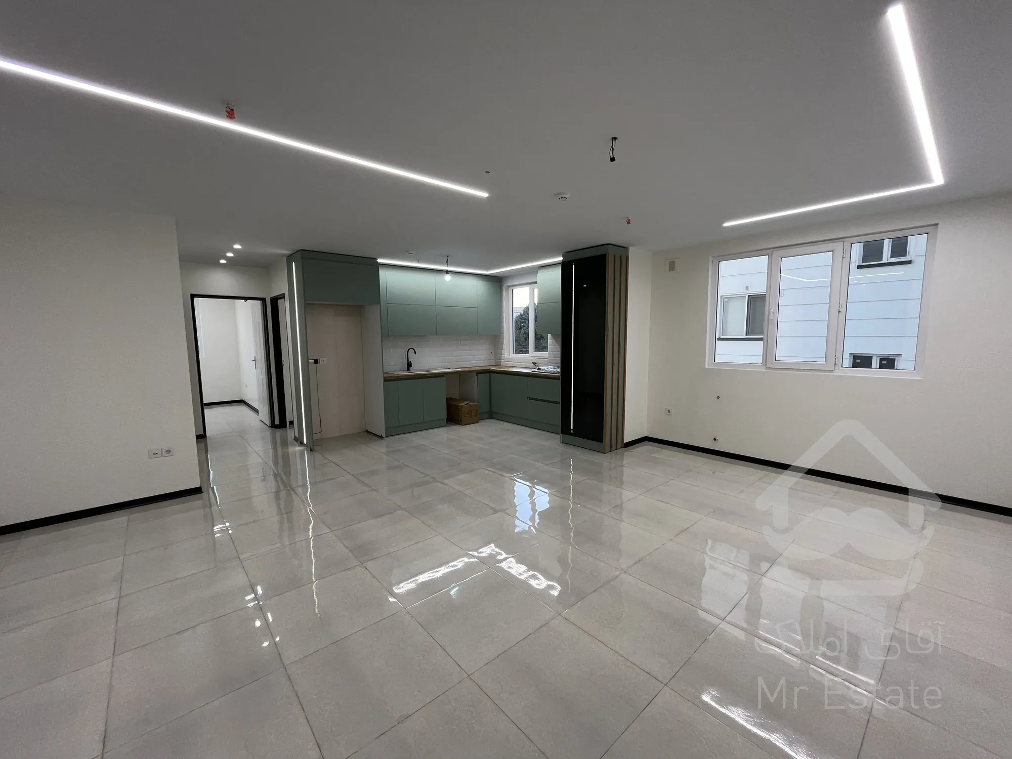 ۹۰متر آپارتمان نوساز در اندیشه فاز۳