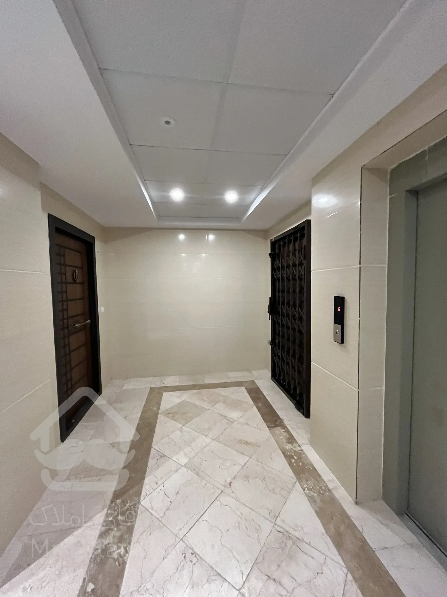 ۹۰متر آپارتمان نوساز در اندیشه فاز۳