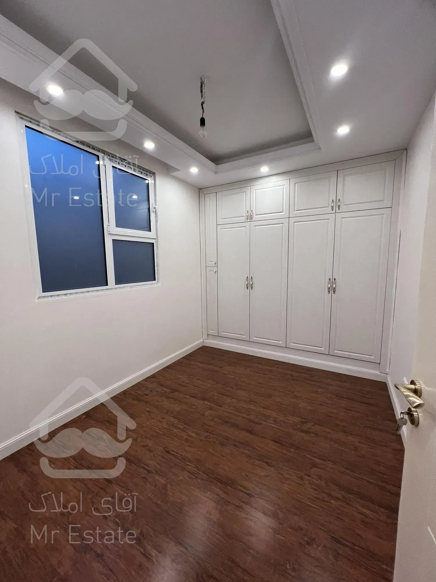 فروش آپارتمان ۱۴۵ متری نوساز / کوهک _ منطقه ۲۲