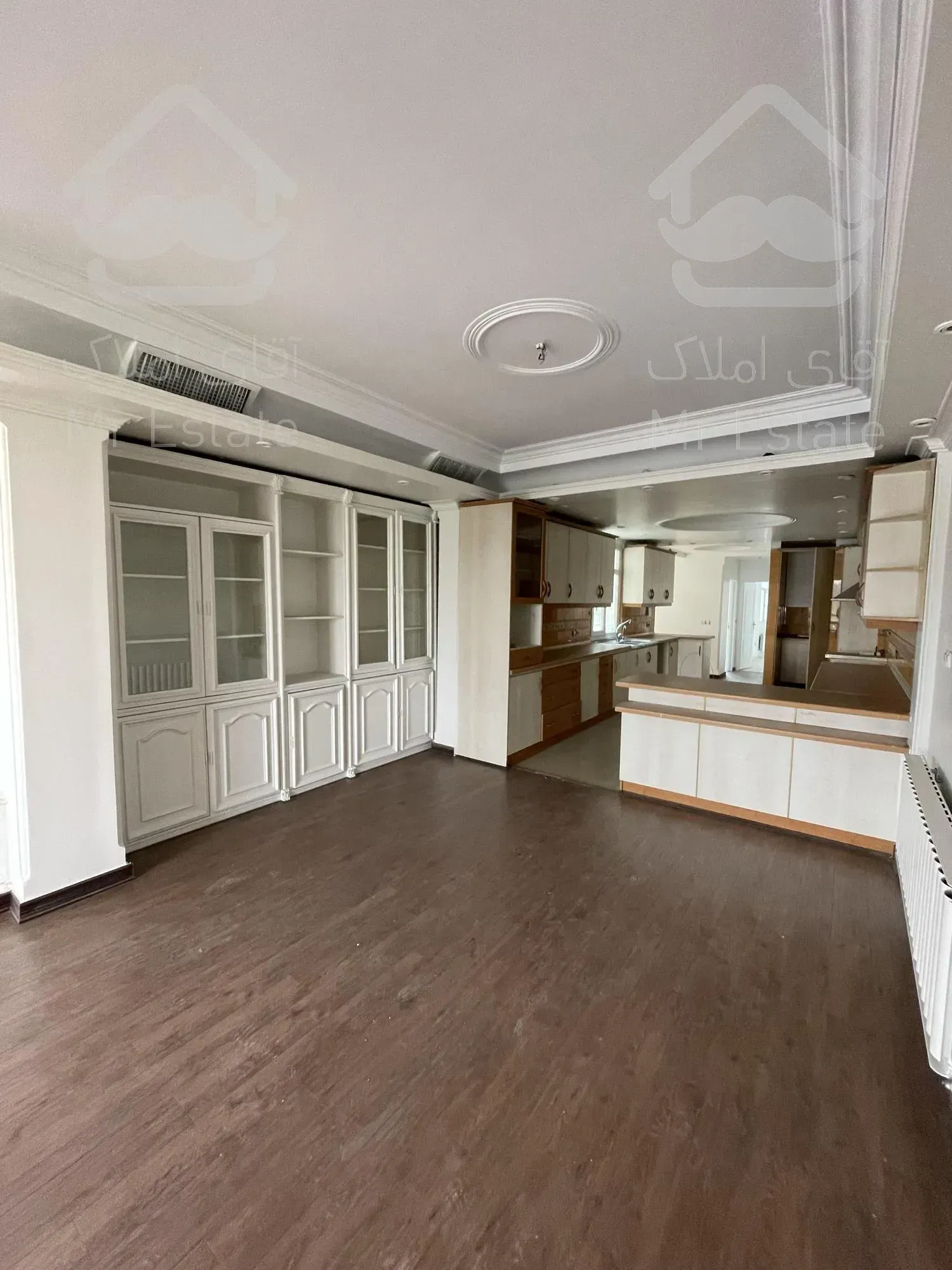 ۲۳۰ متر ۳ خواب تکواحدی ویو ابدی