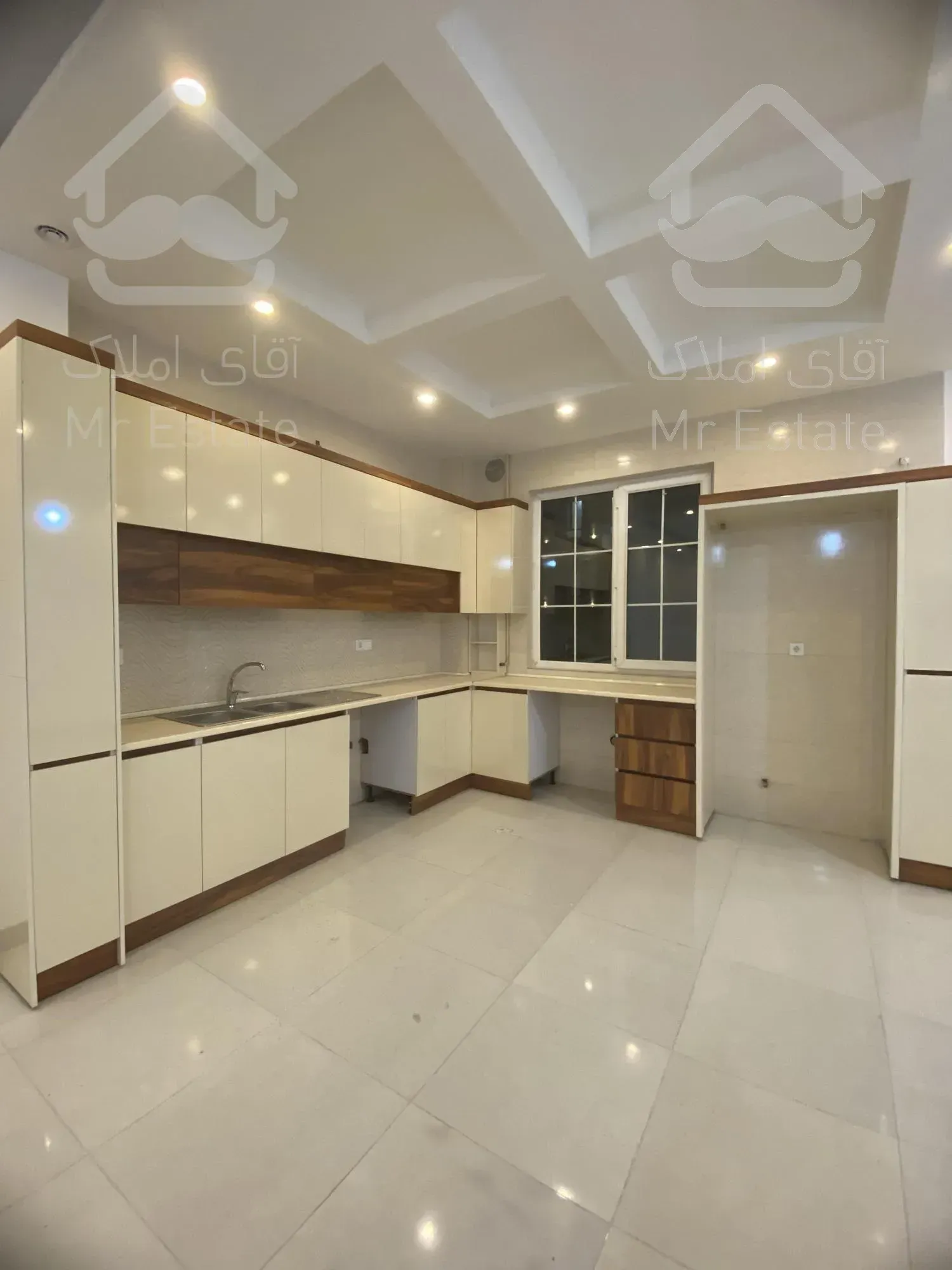 فروش آپارتمان نوساز در خیابان منظریه