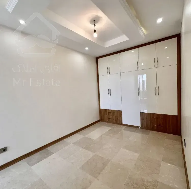 135متر ۳خواب نوساز سعادت آباد