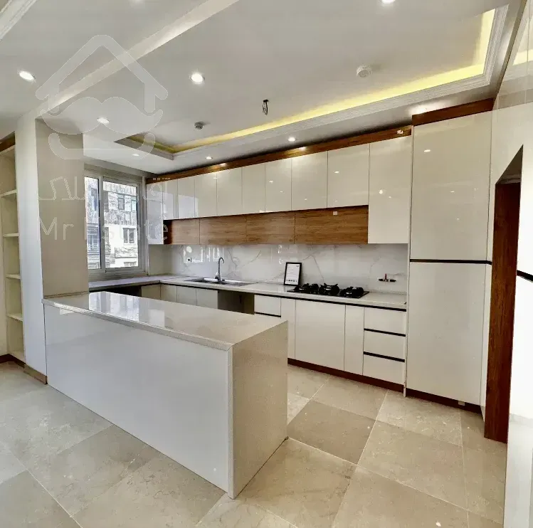 135متر ۳خواب نوساز سعادت آباد