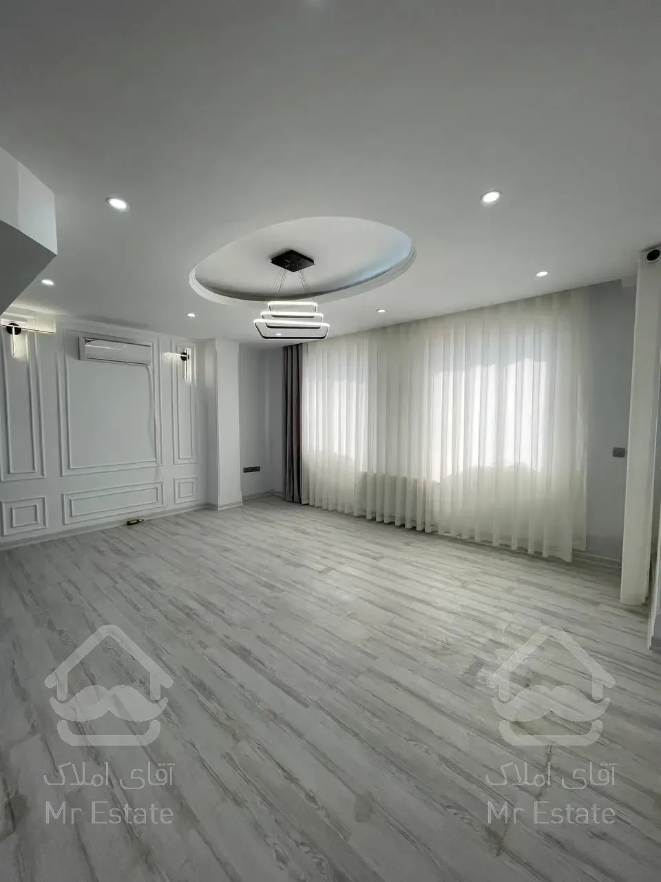 ۷۰متر/رو‌به آفتاب/تاپ لوکیشن/فاز یک/سند تکبرگ