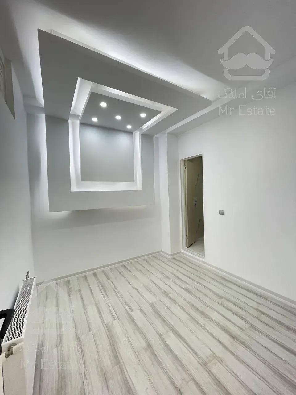 ۷۰متر/رو‌به آفتاب/تاپ لوکیشن/فاز یک/سند تکبرگ