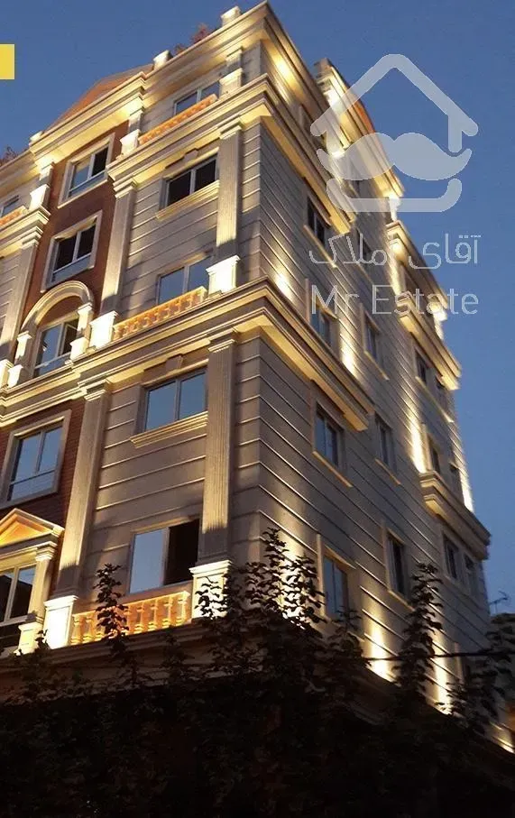 ۳ خواب / ۲۰۰ متری / سند ملکی /جنوبی