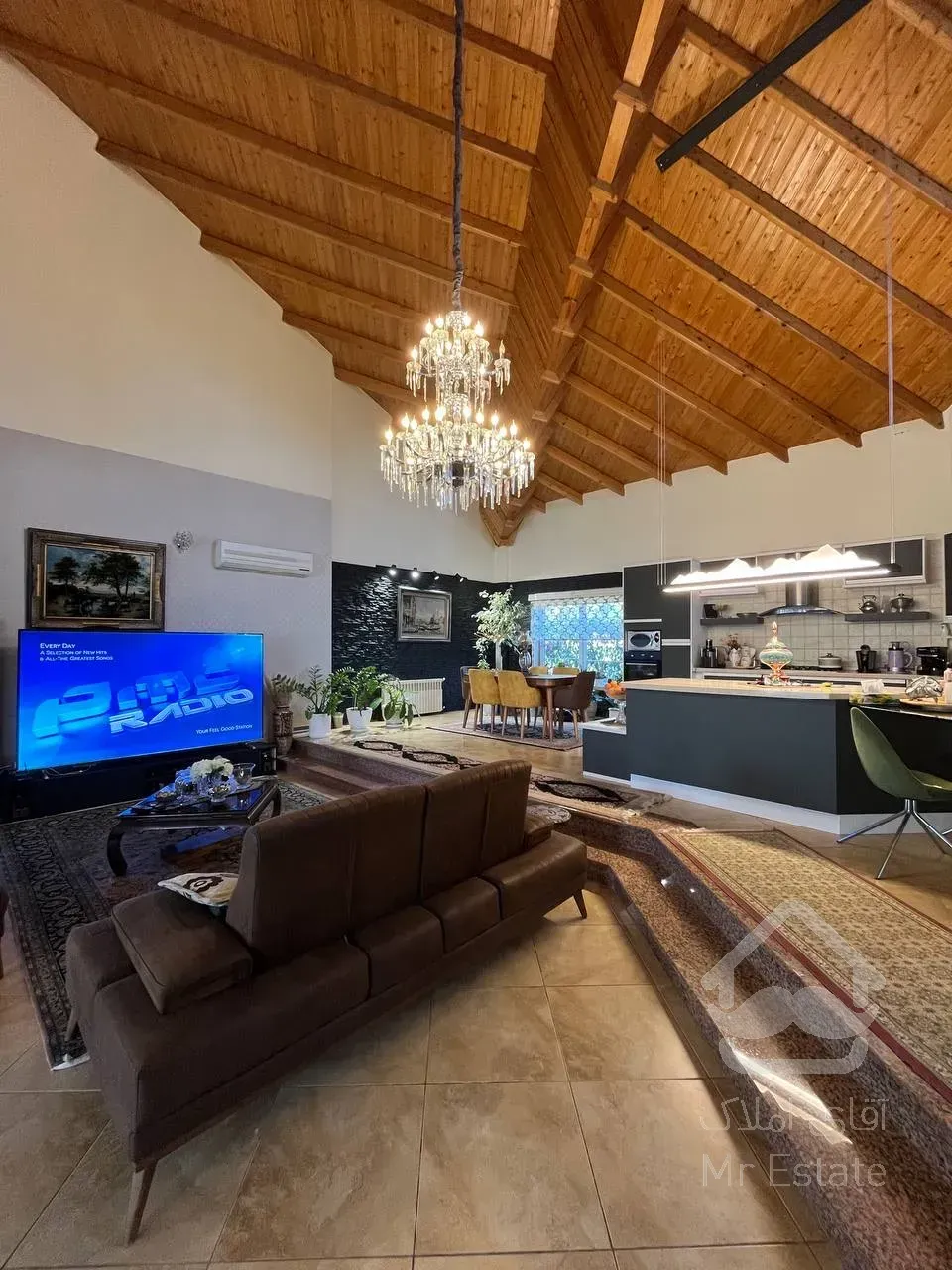 فروش ویلای ۷۵۰ متری فول فرنیش دهکده ساحلی