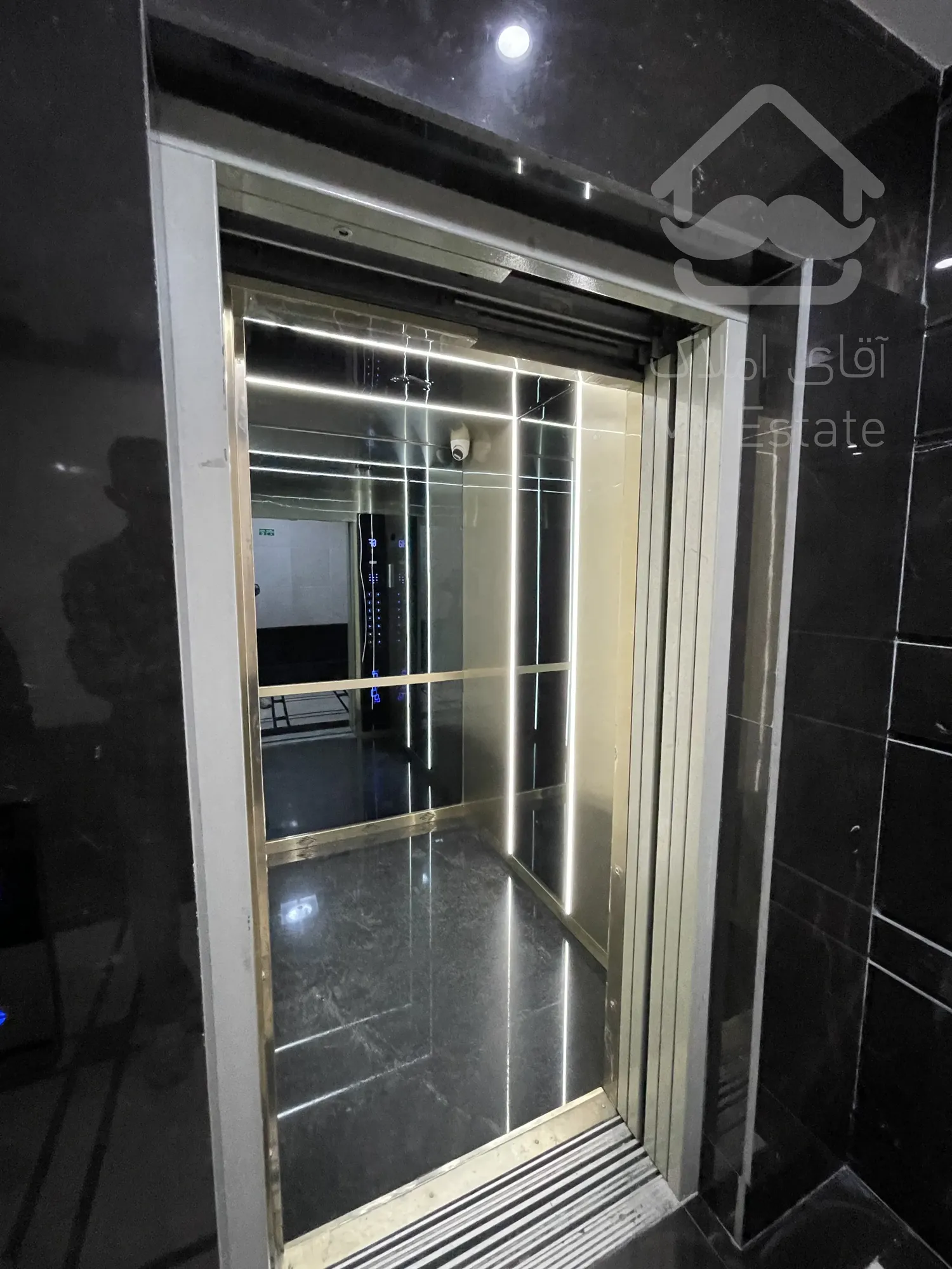 ۵۸متر نوساز سوپر لاکچری