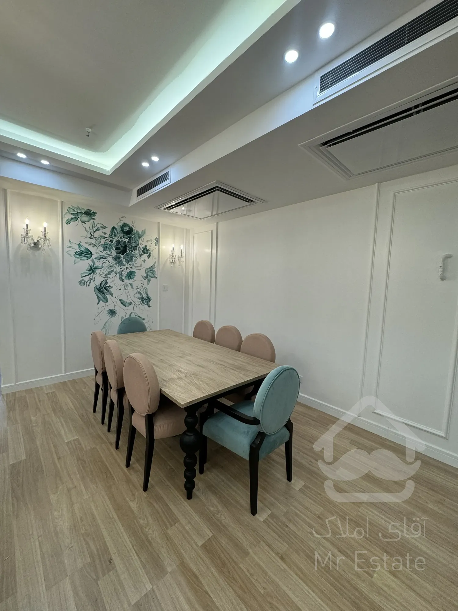 فروش اپارتمان ۱۲۰متری دو خوابه فول مشاعات رونیکا پالاس پاسدارن