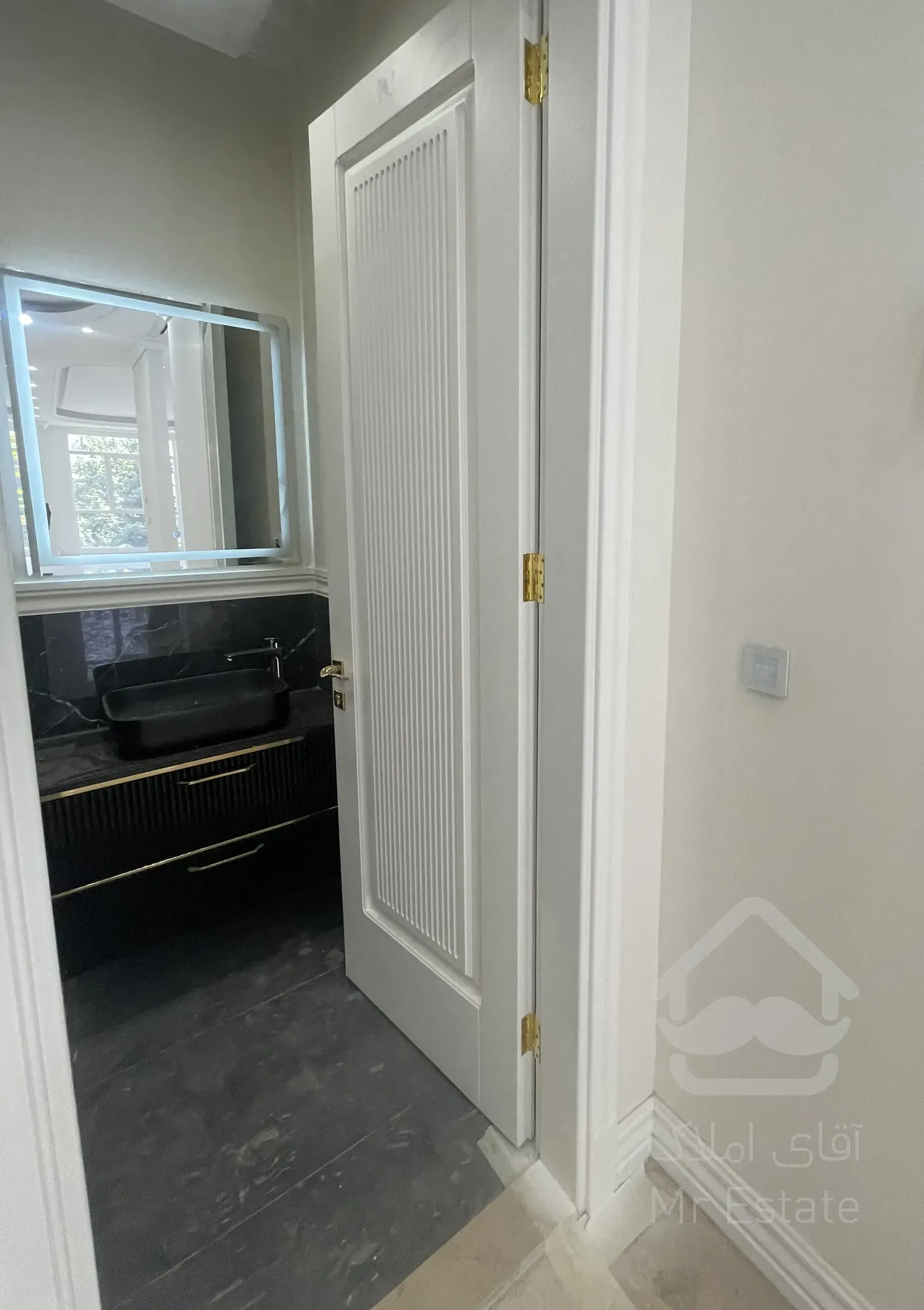 فروش 125 متری دیباجی جنوبی