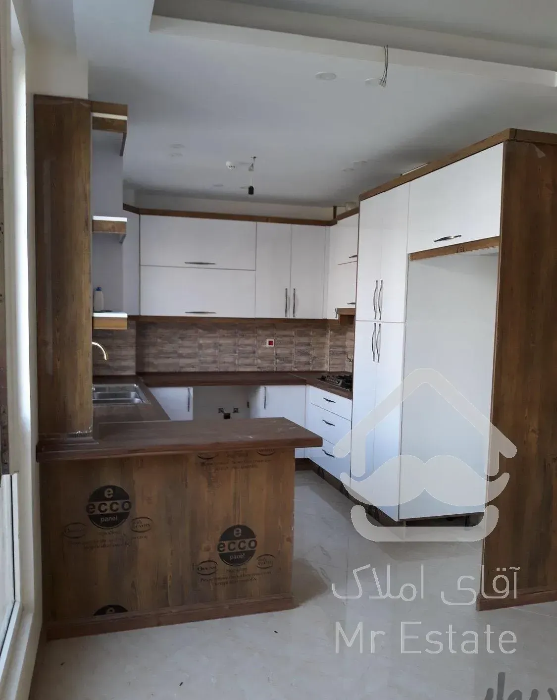 310 متر واقع در قلب دروس