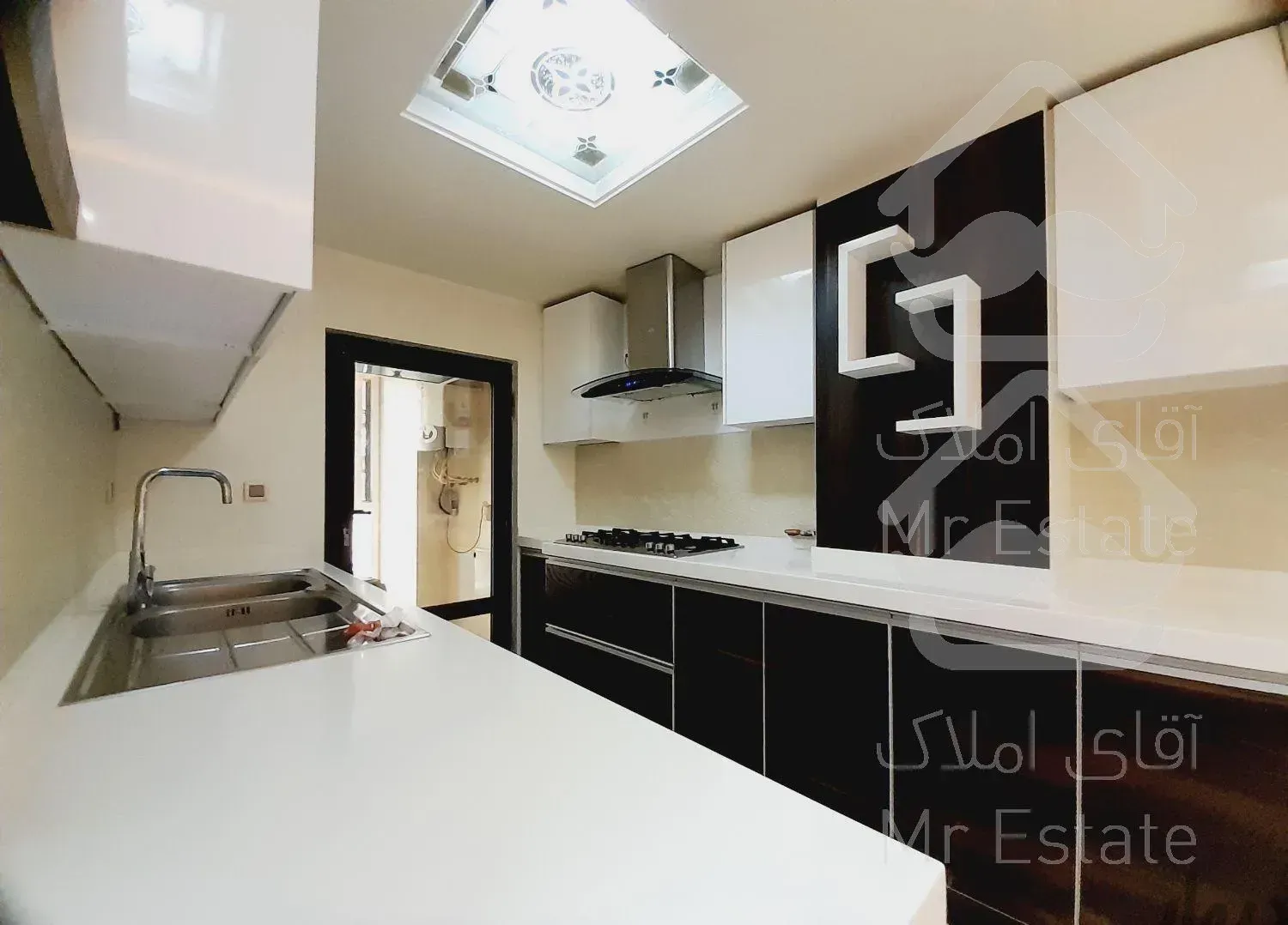 رهن و اجاره 100 متری دیباجی